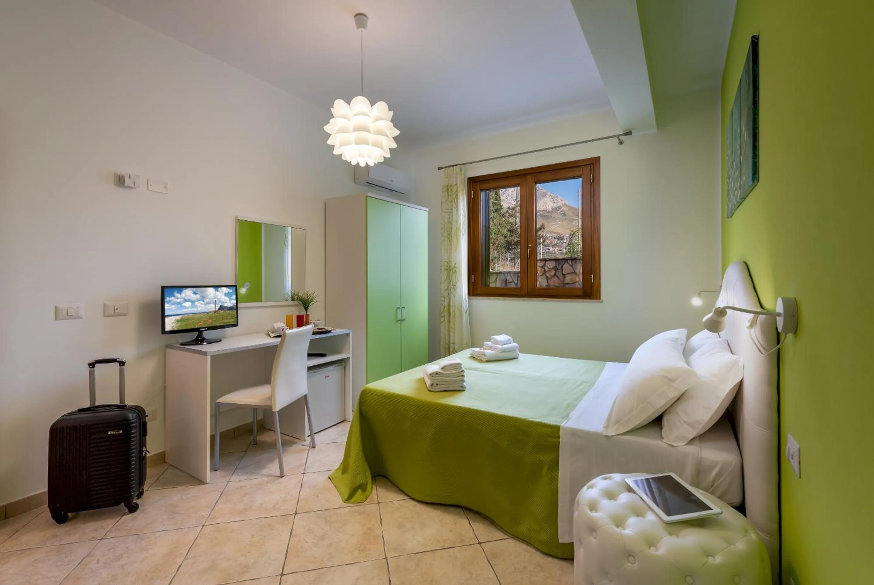 TV and multimedia, Bed in B&B Armonie