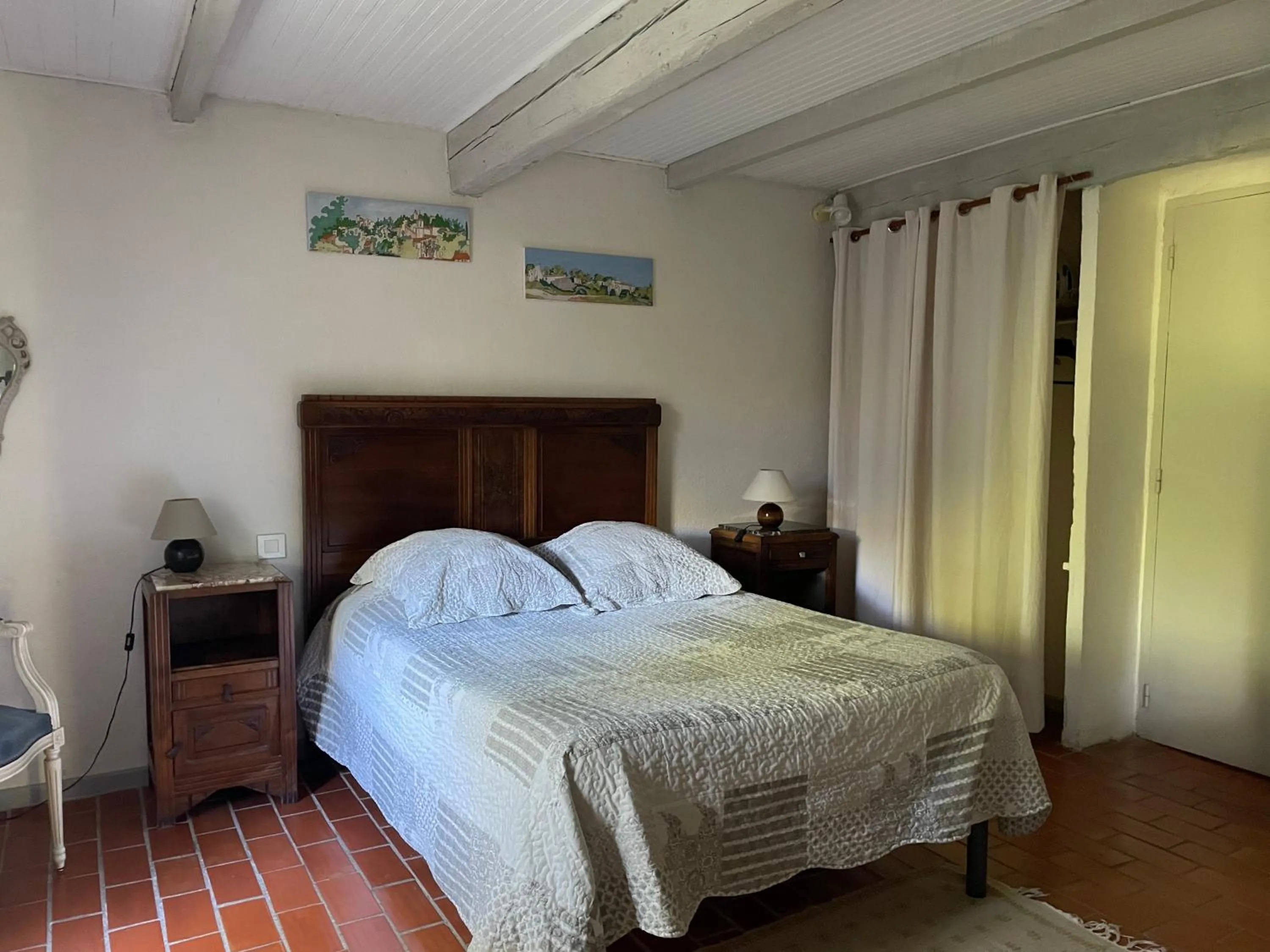 Bedroom, Bed in Mas Grimaud - Gîte- Studio et chambres d'hôtes familiales