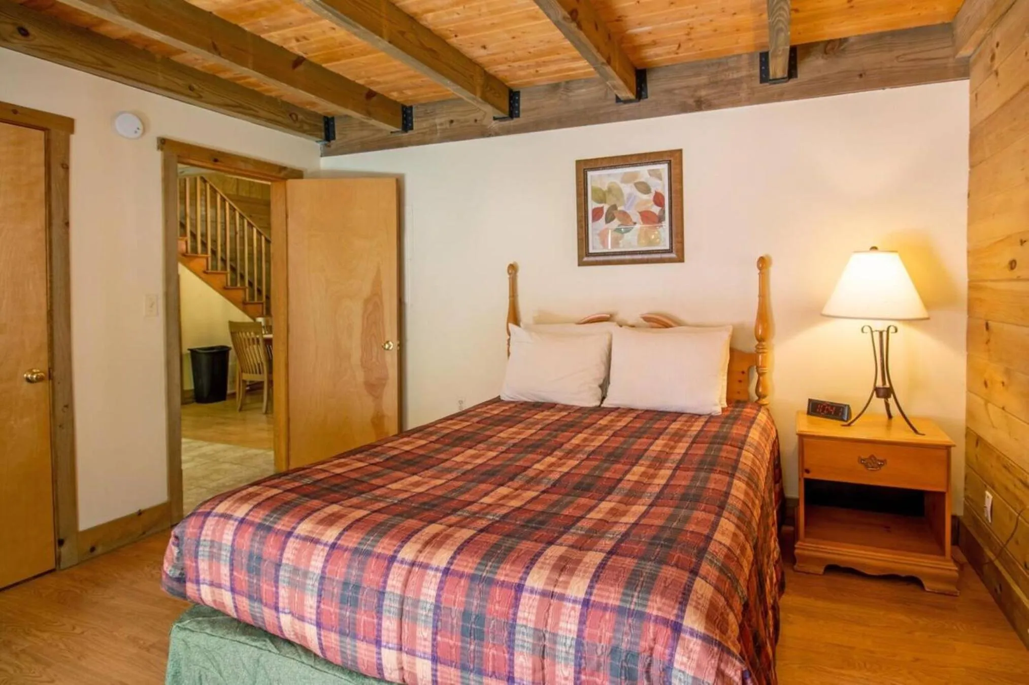 Bedroom, Bed in Wilderness Presidential Resort