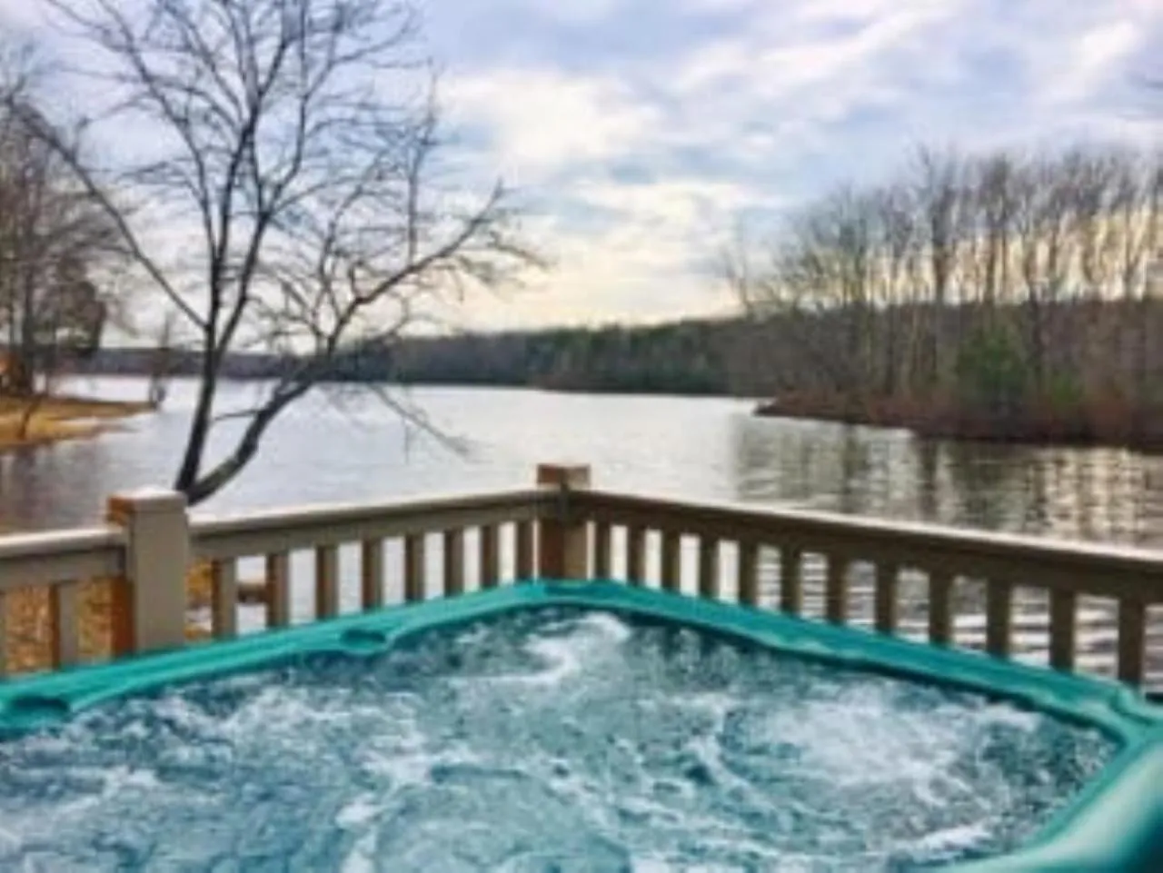 Hot Tub in Wilderness Presidential Resort