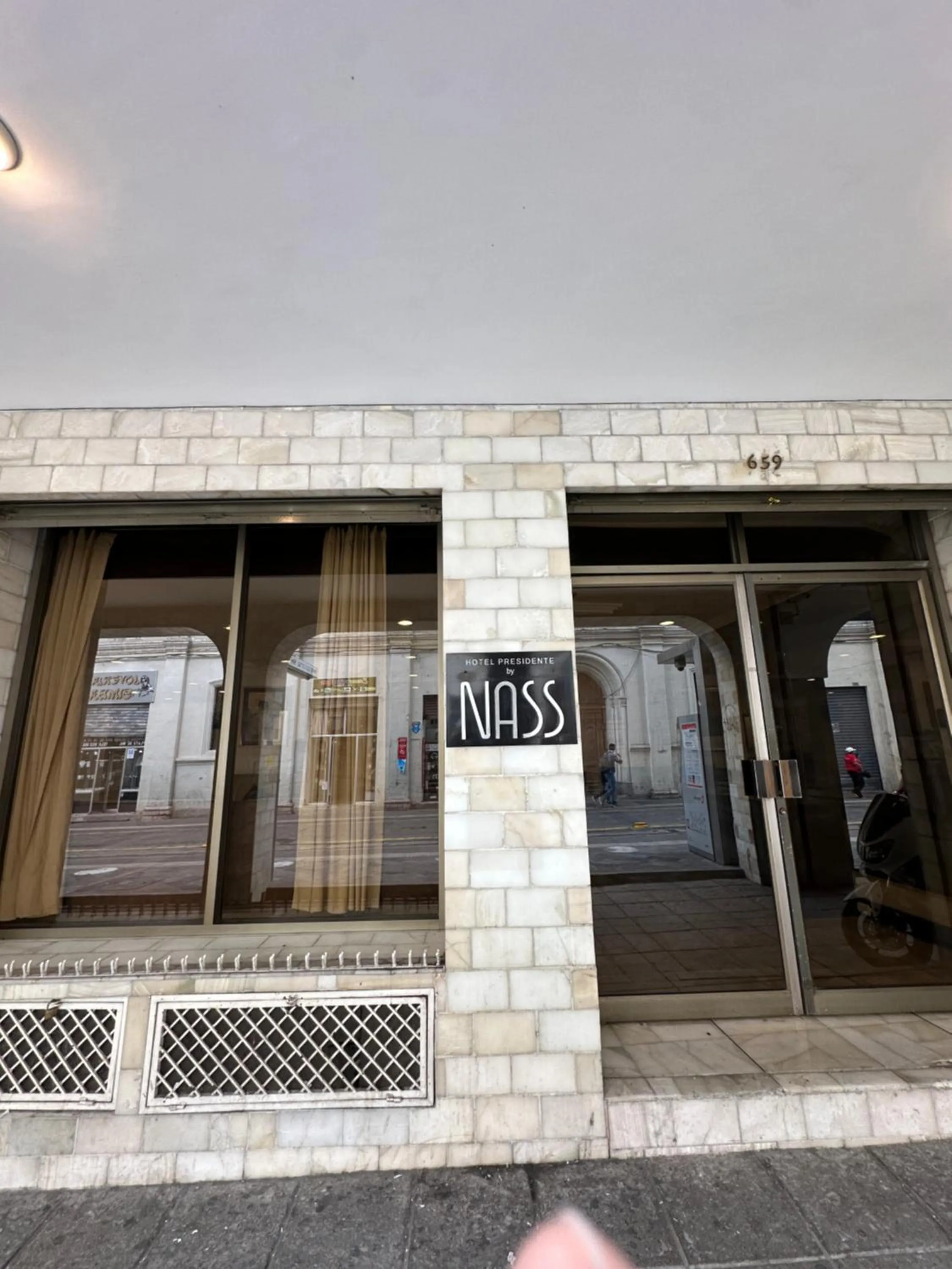 Facade/entrance in Hotel Presidente by NASS