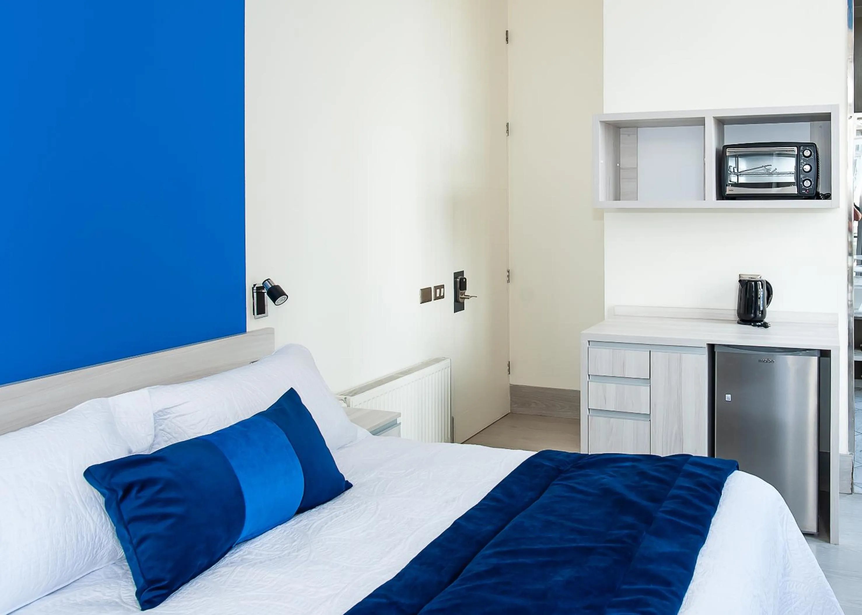 Photo of the whole room, Bed in Casa Esmeralda