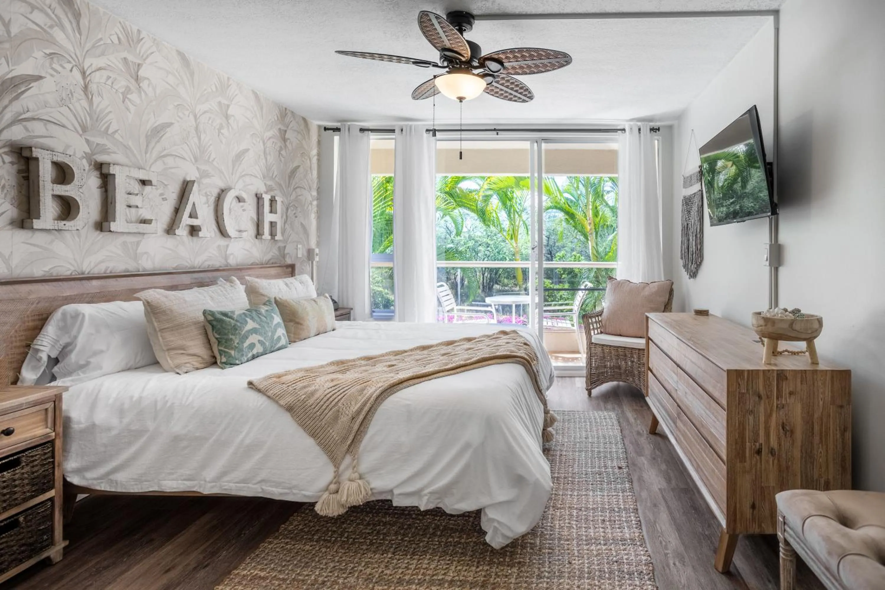 Bed in Walk to Beach from this Renovated Studio with King Bed and Resort-Level Amenities