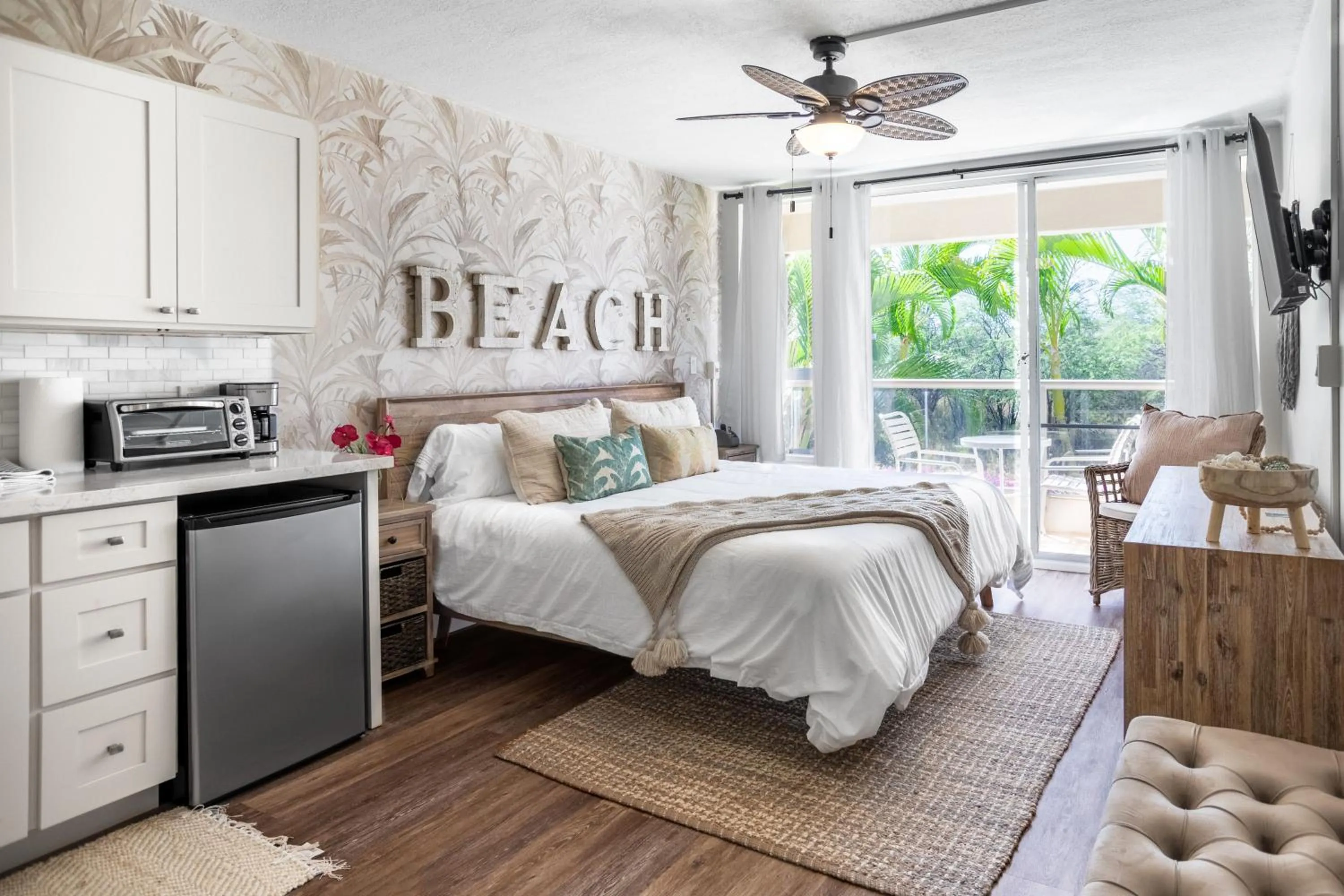 Bedroom, Bed in Walk to Beach from this Renovated Studio with King Bed and Resort-Level Amenities