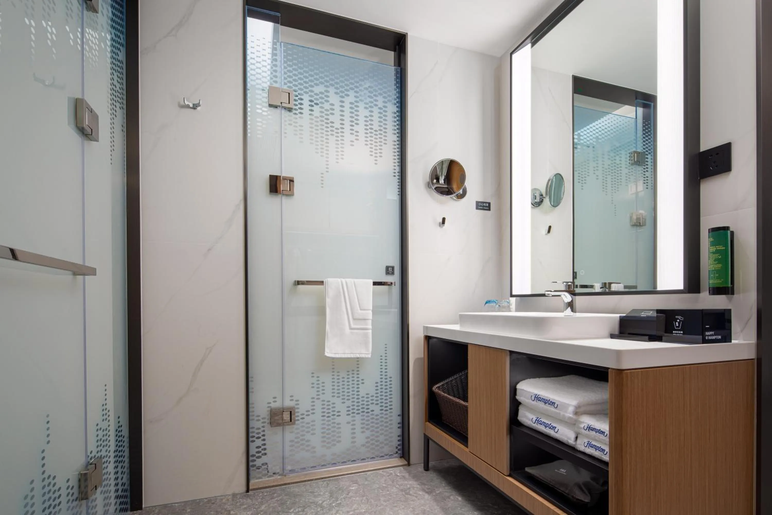 广州新塘站希尔顿欢朋酒店