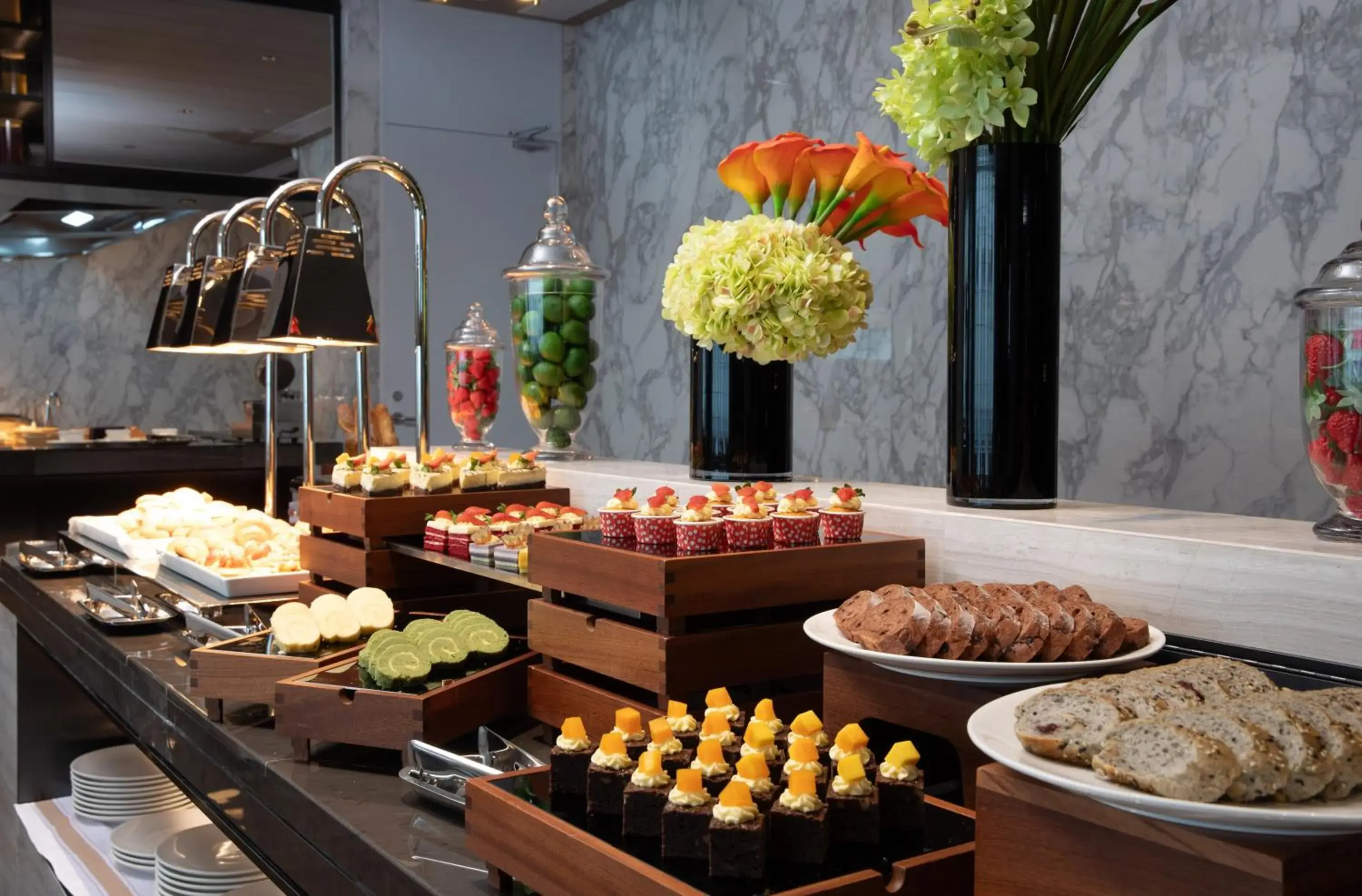 Restaurant/places to eat in 广州新塘站希尔顿欢朋酒店 Restaurant/places to eat in 广州新塘站希尔顿欢朋酒店