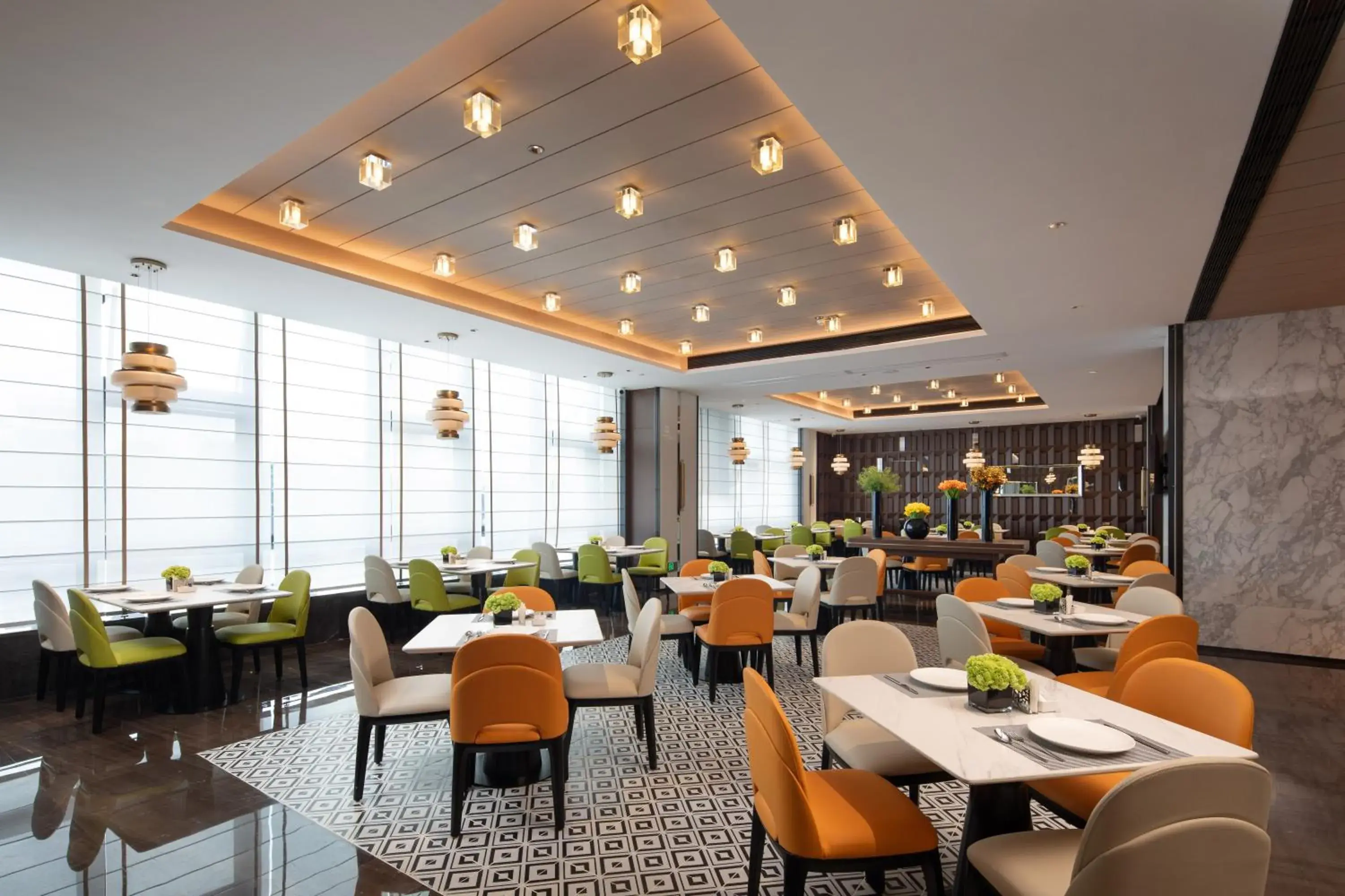 Restaurant/places to eat in Hampton by Hilton Guangzhou Xintang-Free Canton Fair Shuttle Restaurant/places to eat in Hampton by Hilton Guangzhou Xintang-Free Canton Fair Shuttle