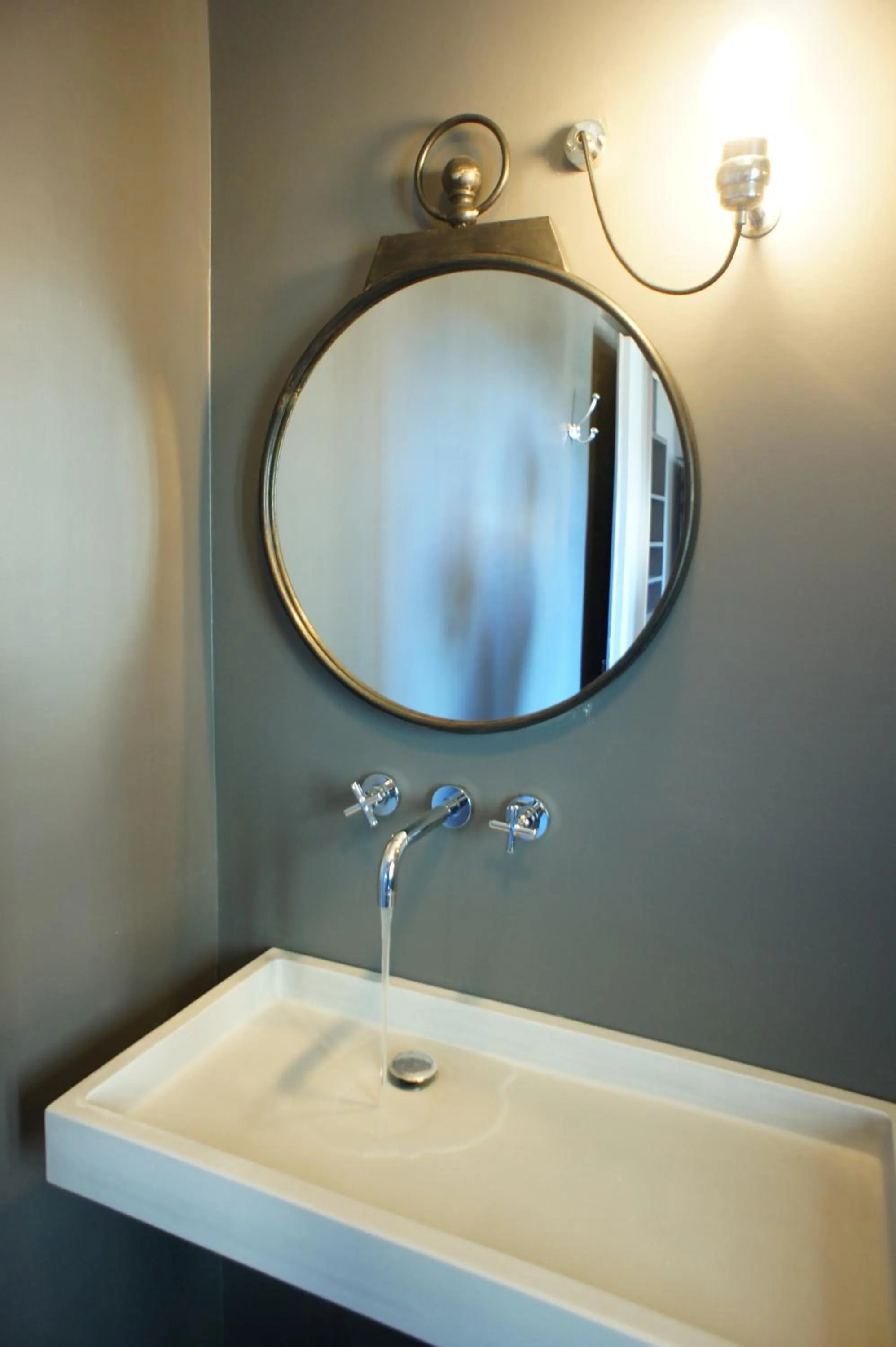 Shower in "Apeiros Chora" Hotel, Zagori