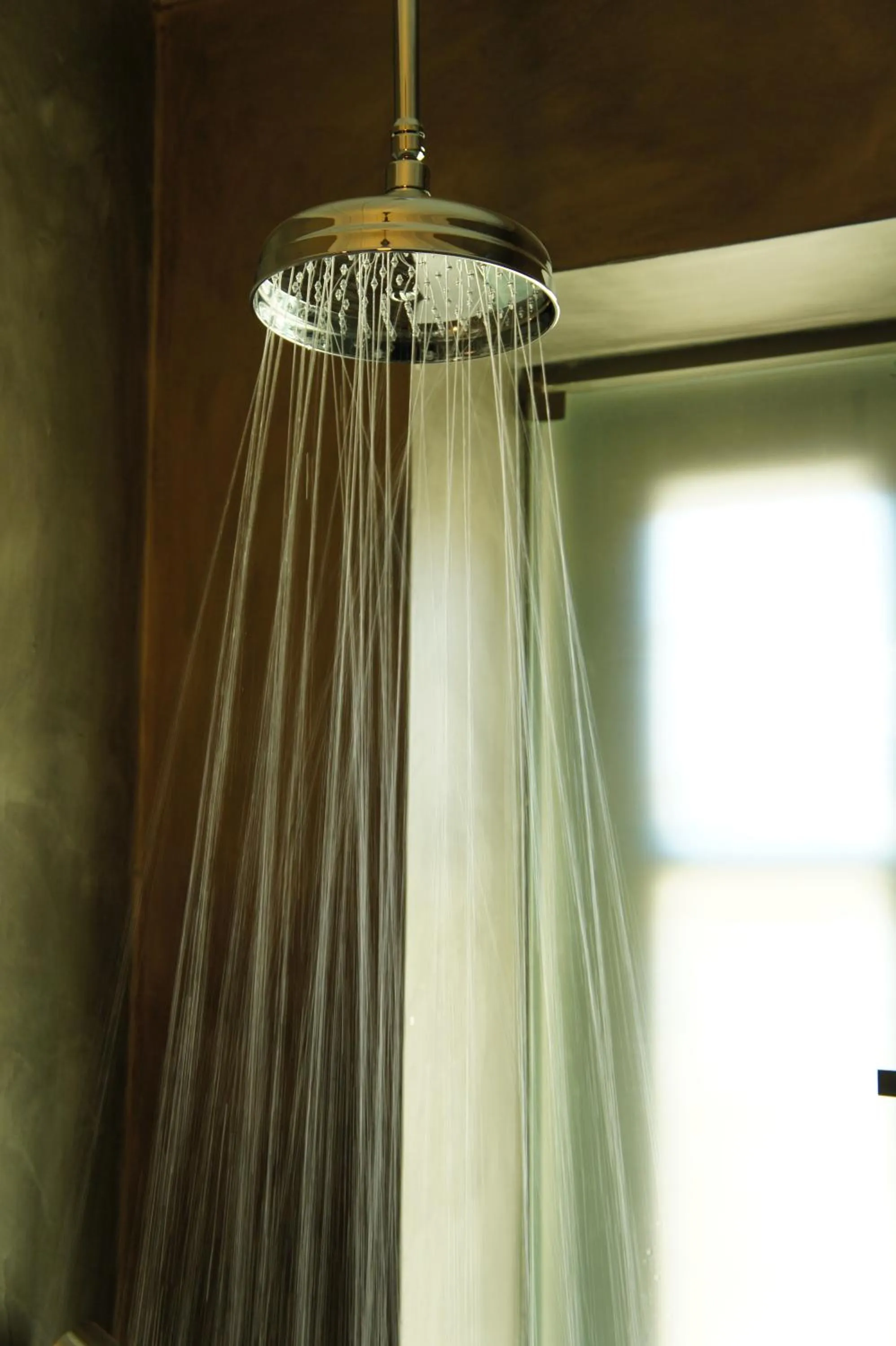 Shower in "Apeiros Chora" Hotel, Zagori