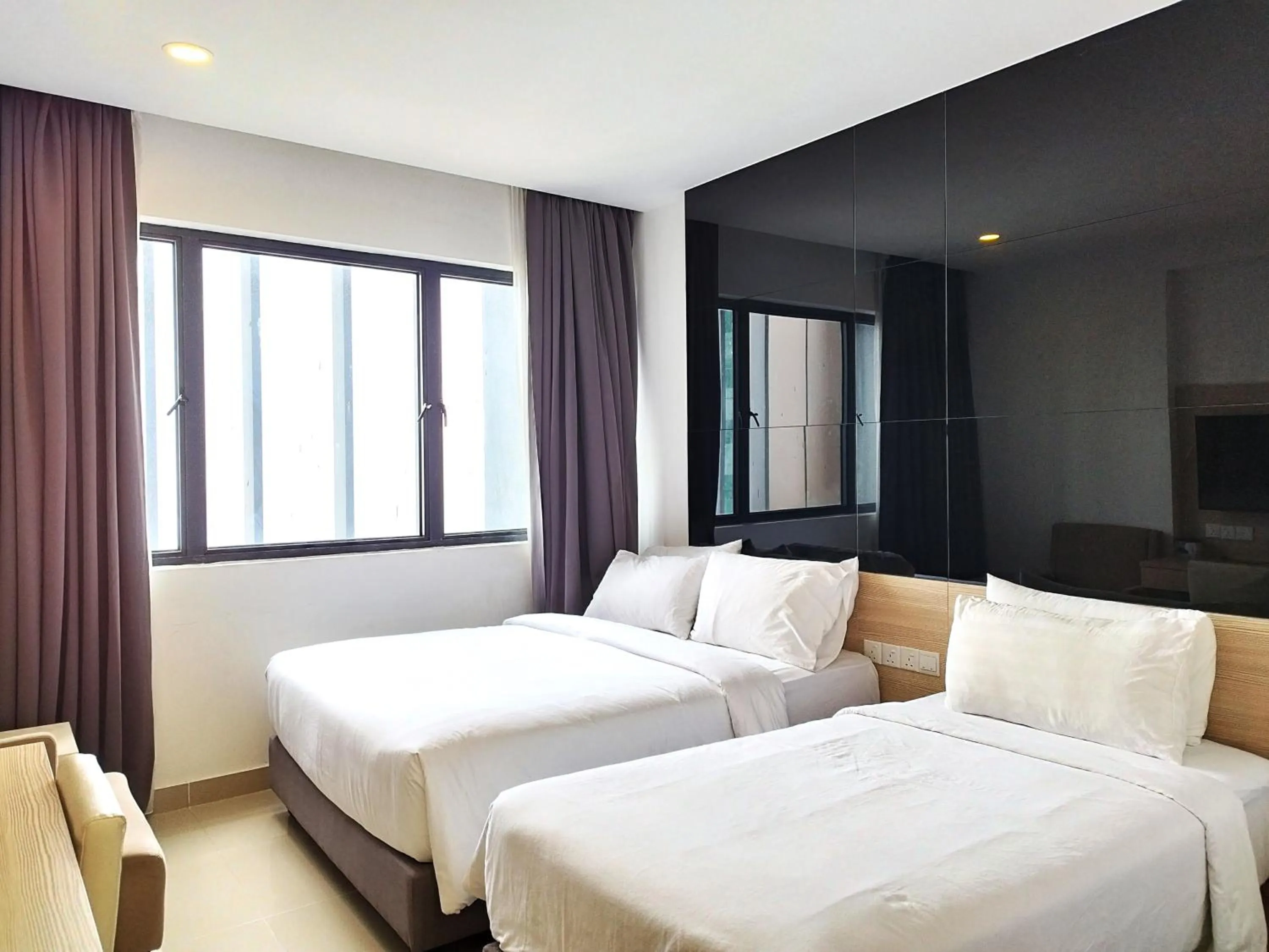 Bedroom, Bed in GENTING FoggyCold StayCation AT Ion Delemen By HAPYHOME