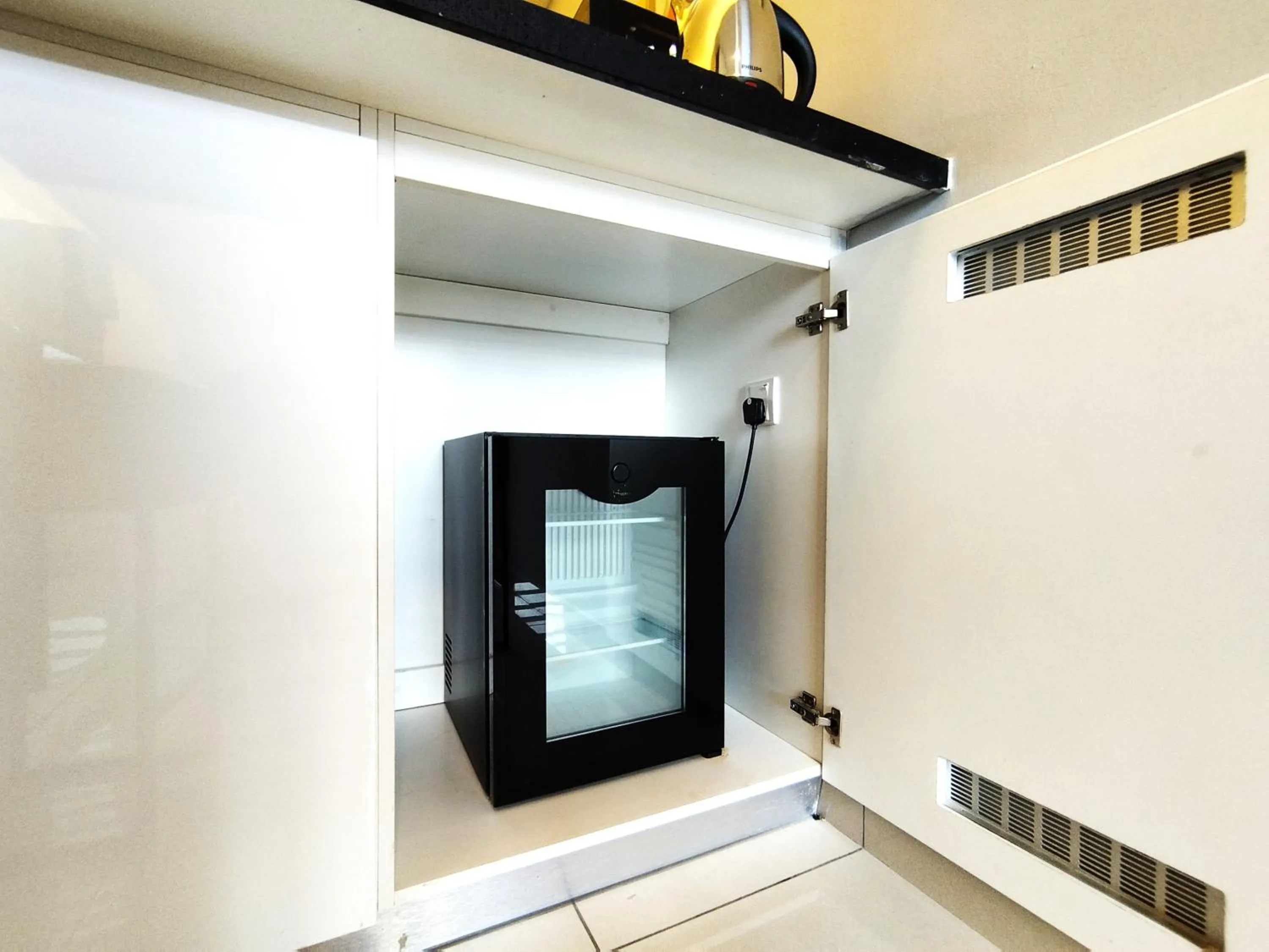 Kitchen or kitchenette in GENTING FoggyCold StayCation AT Ion Delemen By HAPYHOME