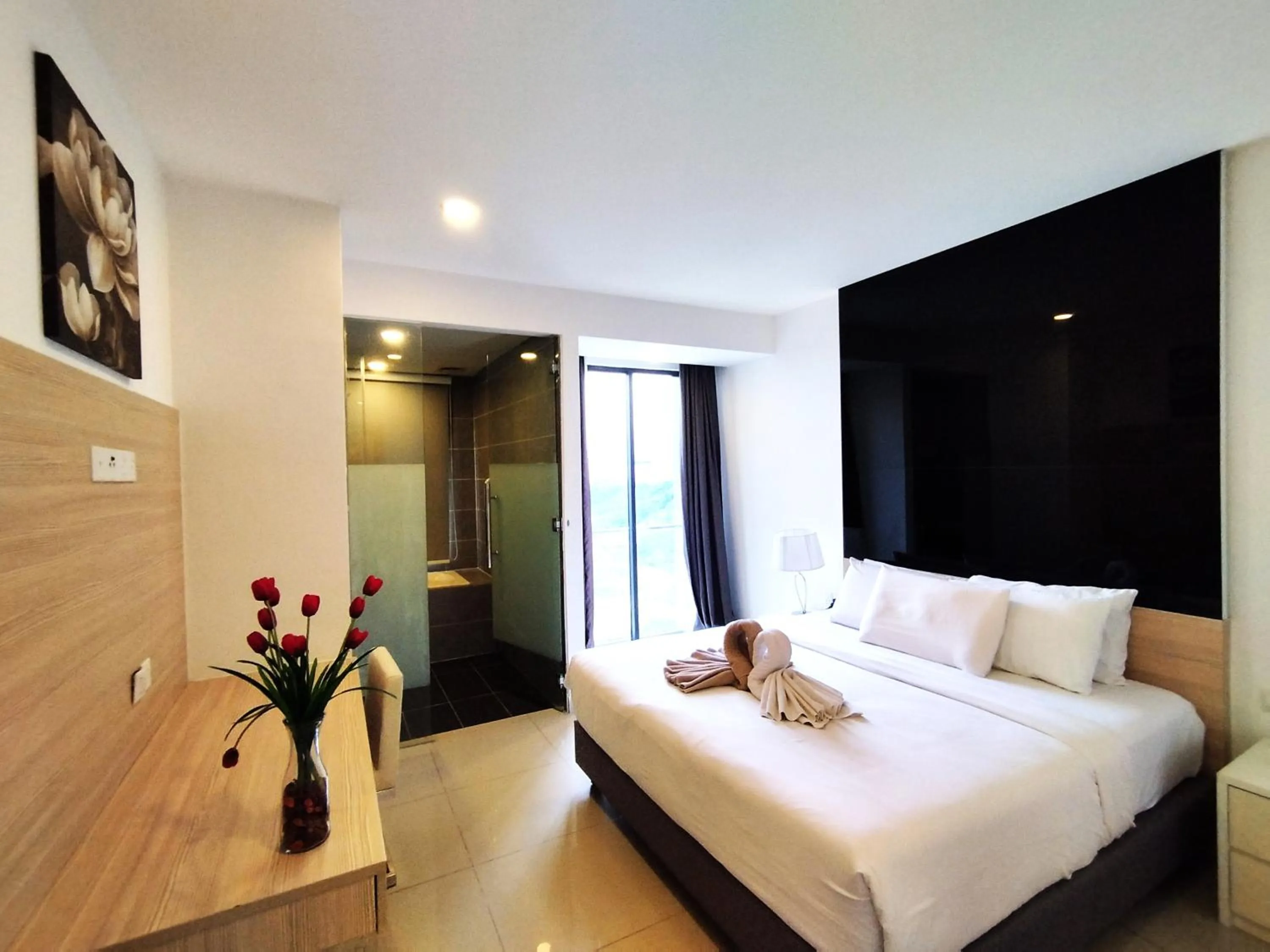 Bedroom, Bed in GENTING FoggyCold StayCation AT Ion Delemen By HAPYHOME