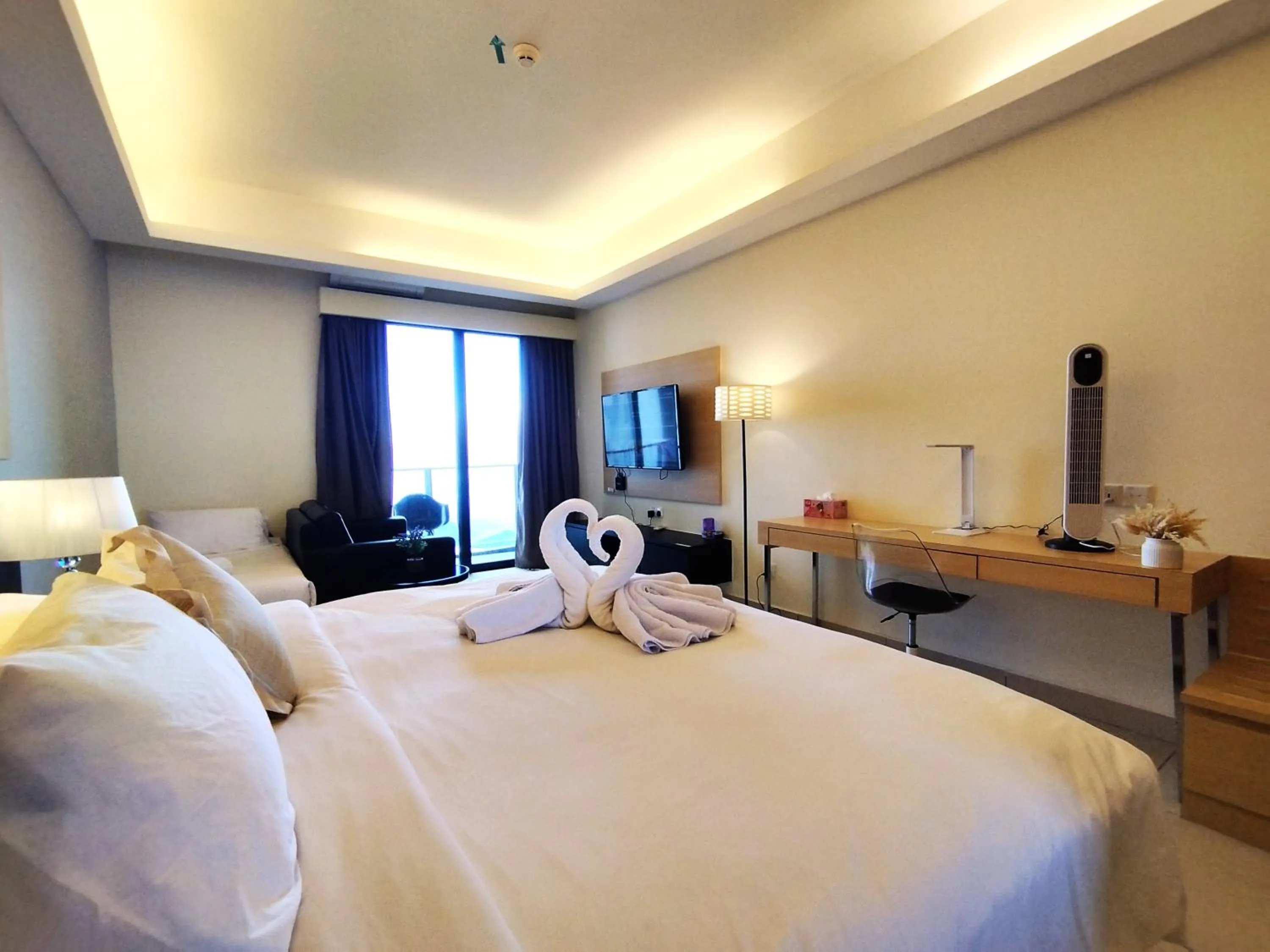 Bedroom, Bed in GENTING FoggyCold StayCation AT Ion Delemen By HAPYHOME