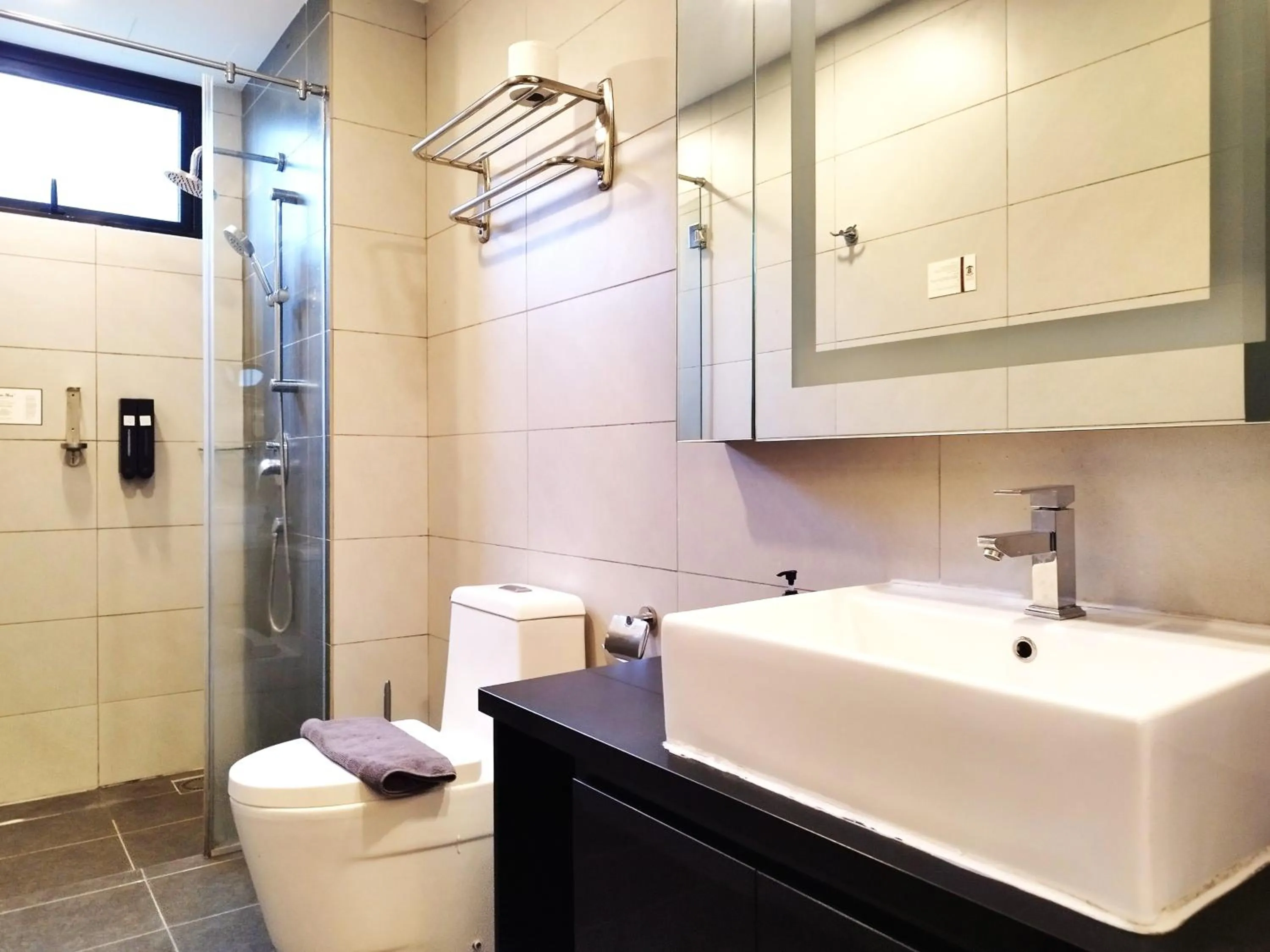 Bathroom in GENTING FoggyCold StayCation AT Ion Delemen By HAPYHOME