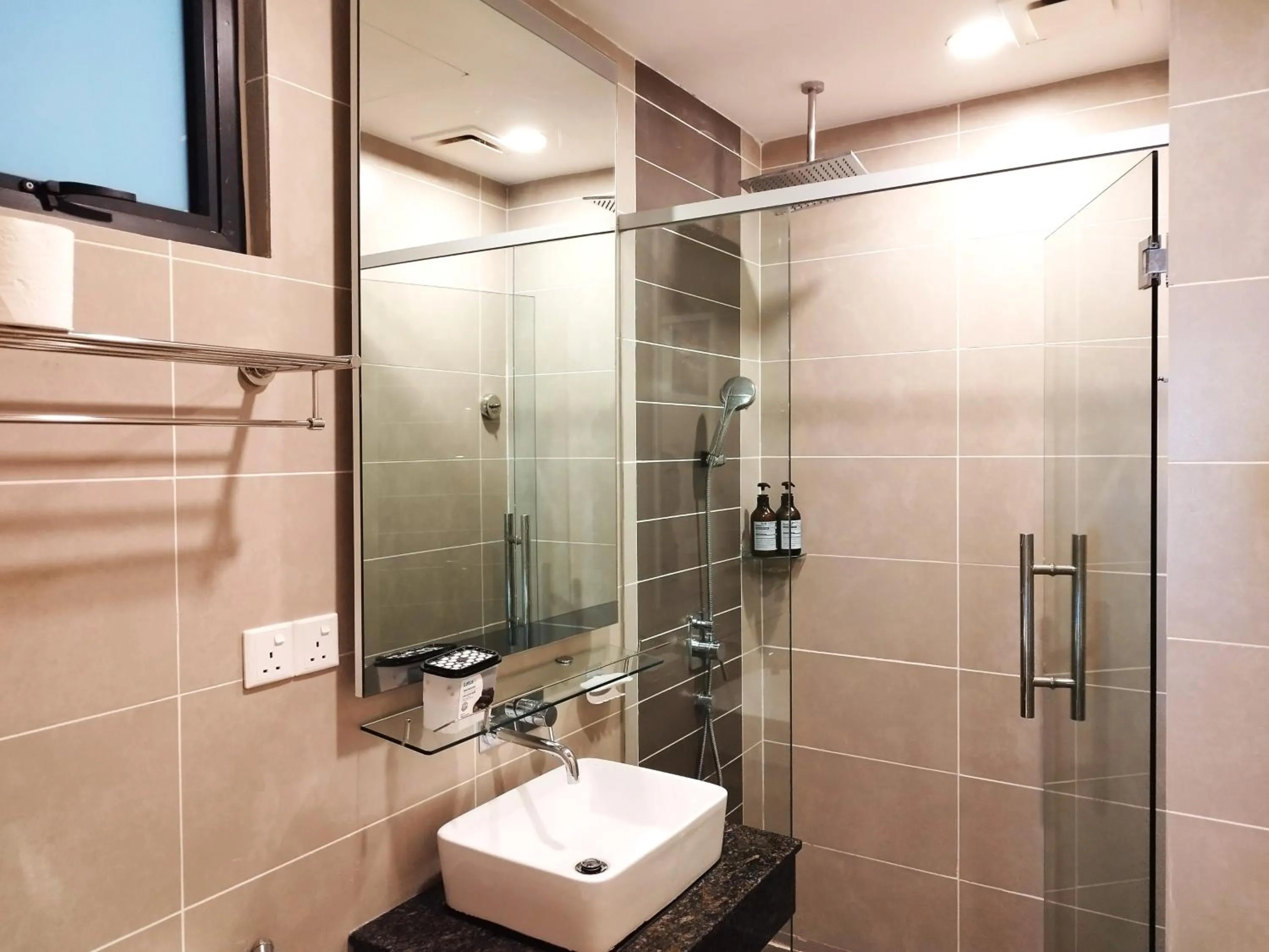 Bathroom in GENTING FoggyCold StayCation AT Ion Delemen By HAPYHOME