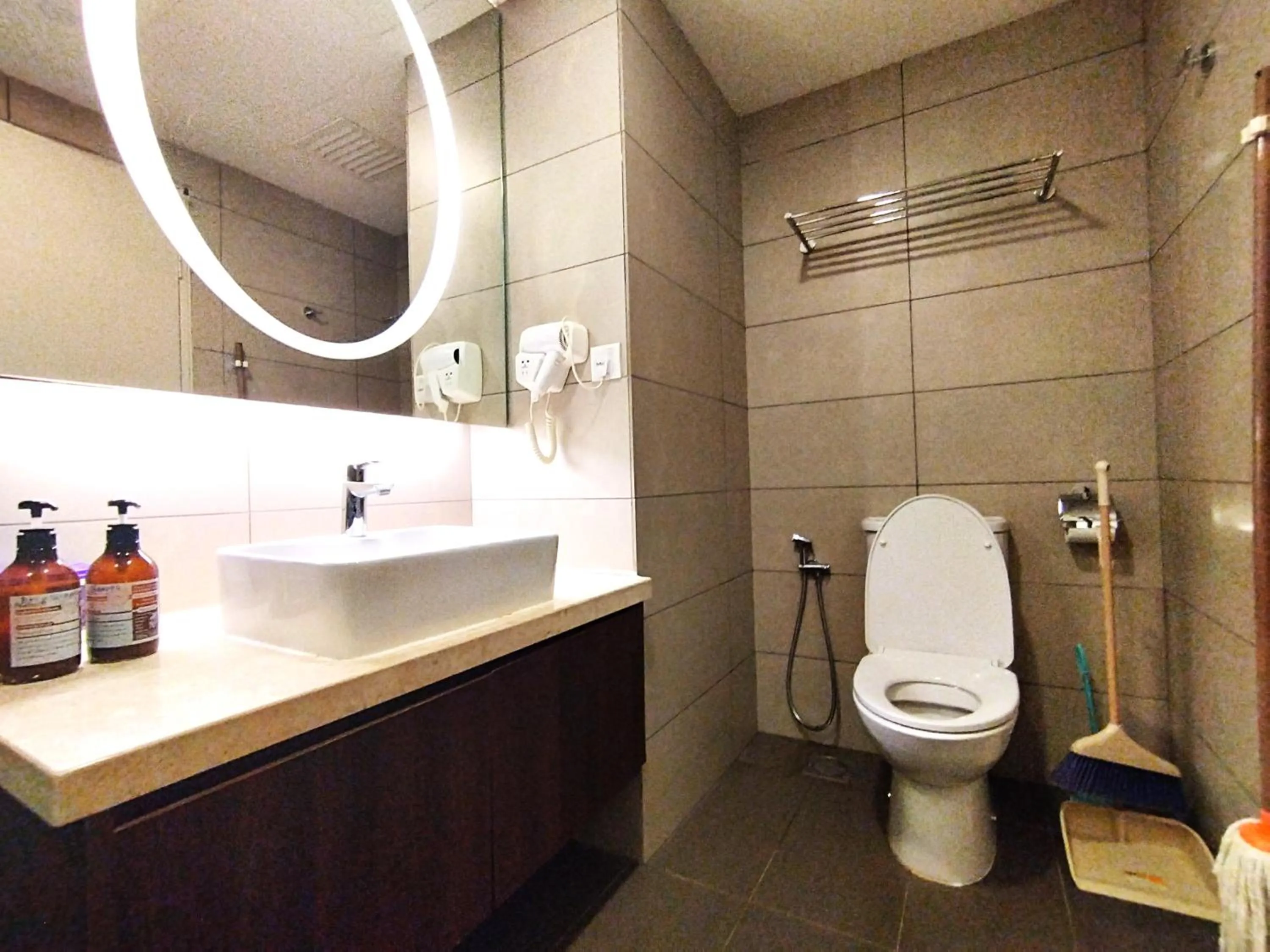 Bathroom in GENTING FoggyCold StayCation AT Ion Delemen By HAPYHOME