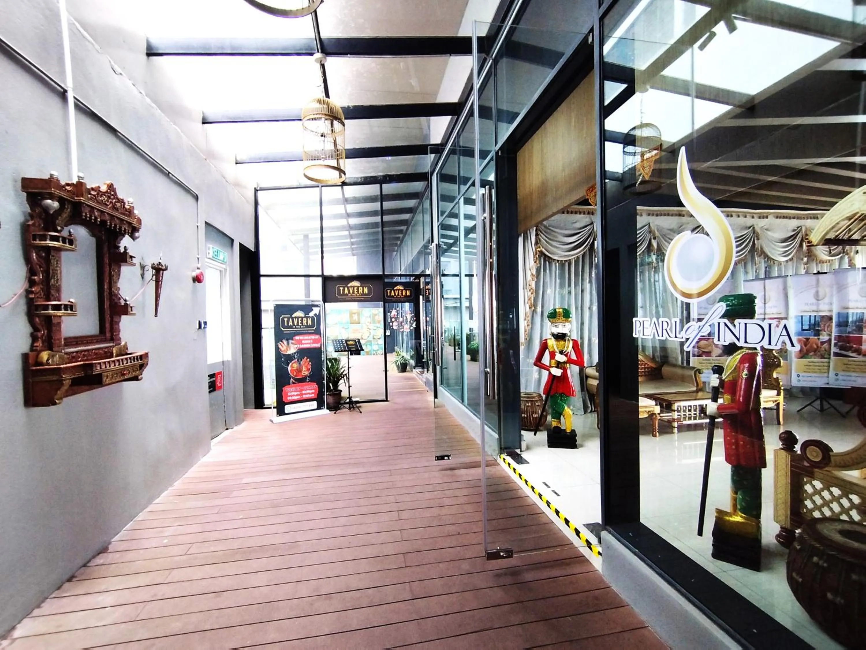 Restaurant/places to eat in GENTING FoggyCold StayCation AT Ion Delemen By HAPYHOME