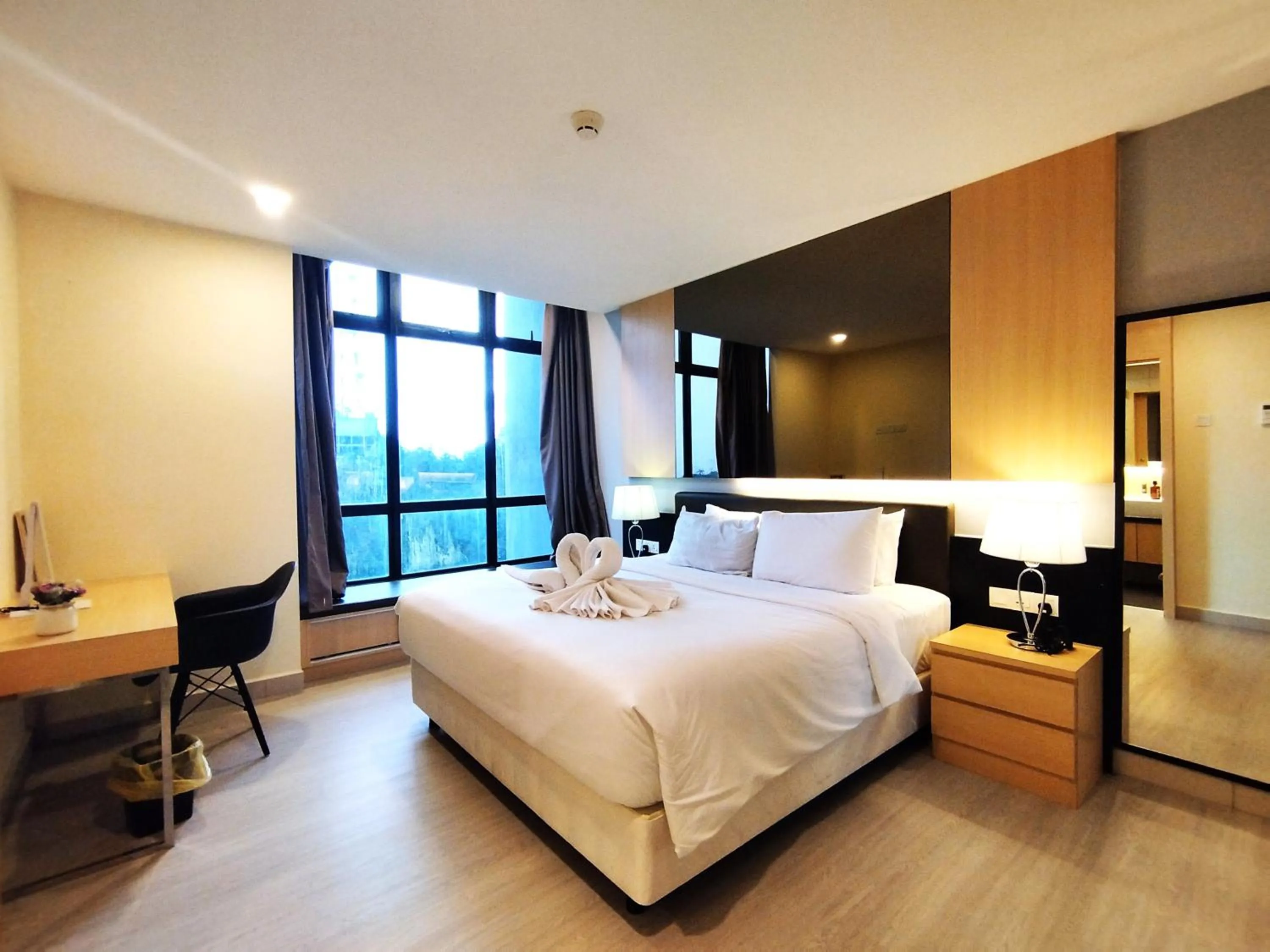 Bedroom, Bed in GENTING FoggyCold StayCation AT Ion Delemen By HAPYHOME
