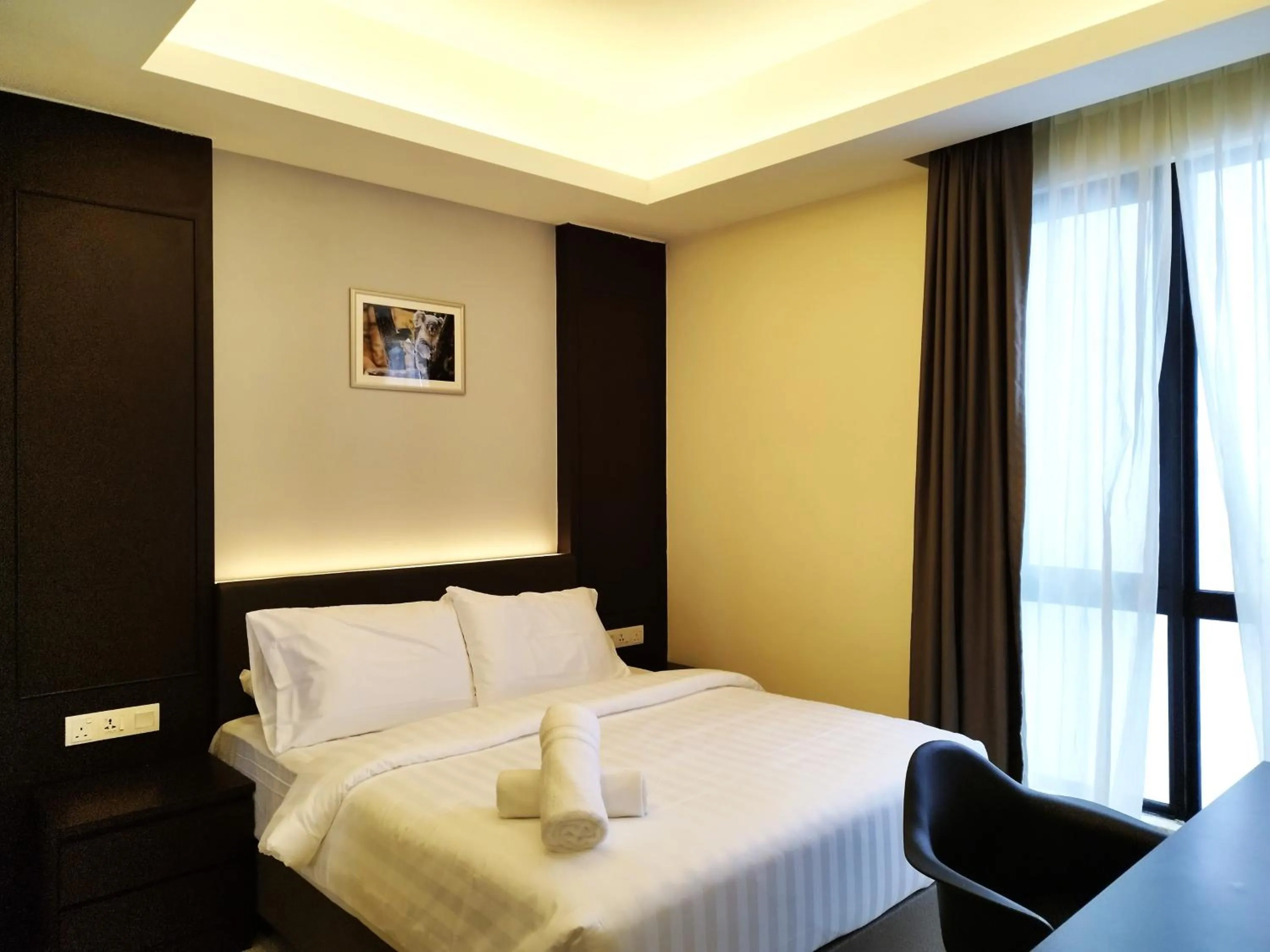 Bedroom, Bed in GENTING FoggyCold StayCation AT Ion Delemen By HAPYHOME