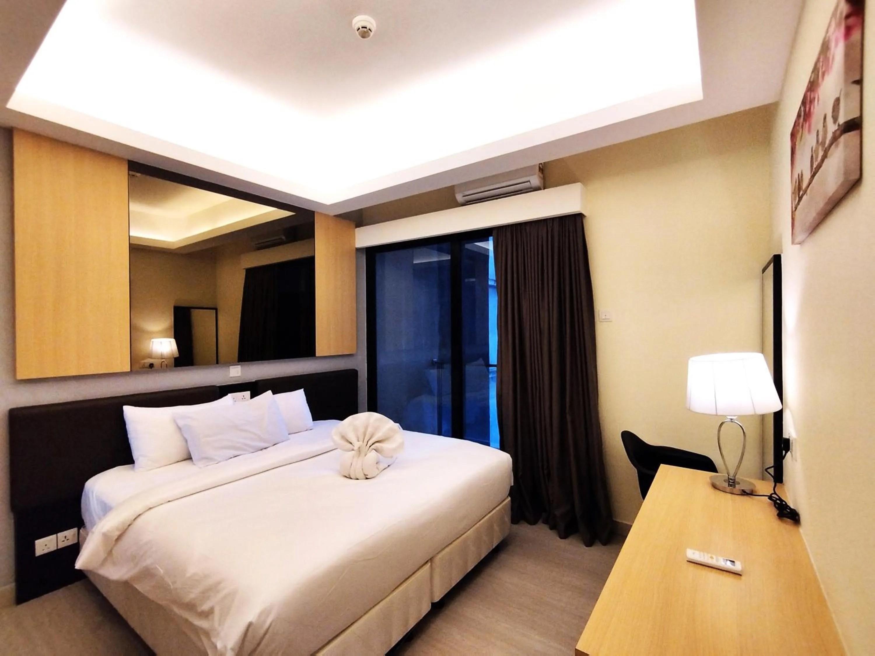 Bedroom, Bed in GENTING FoggyCold StayCation AT Ion Delemen By HAPYHOME