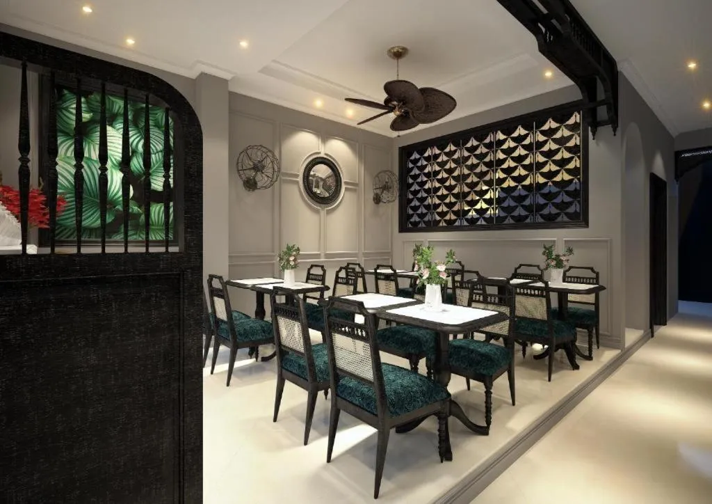 Restaurant/places to eat in Hanoi Graceful Hotel and Travel