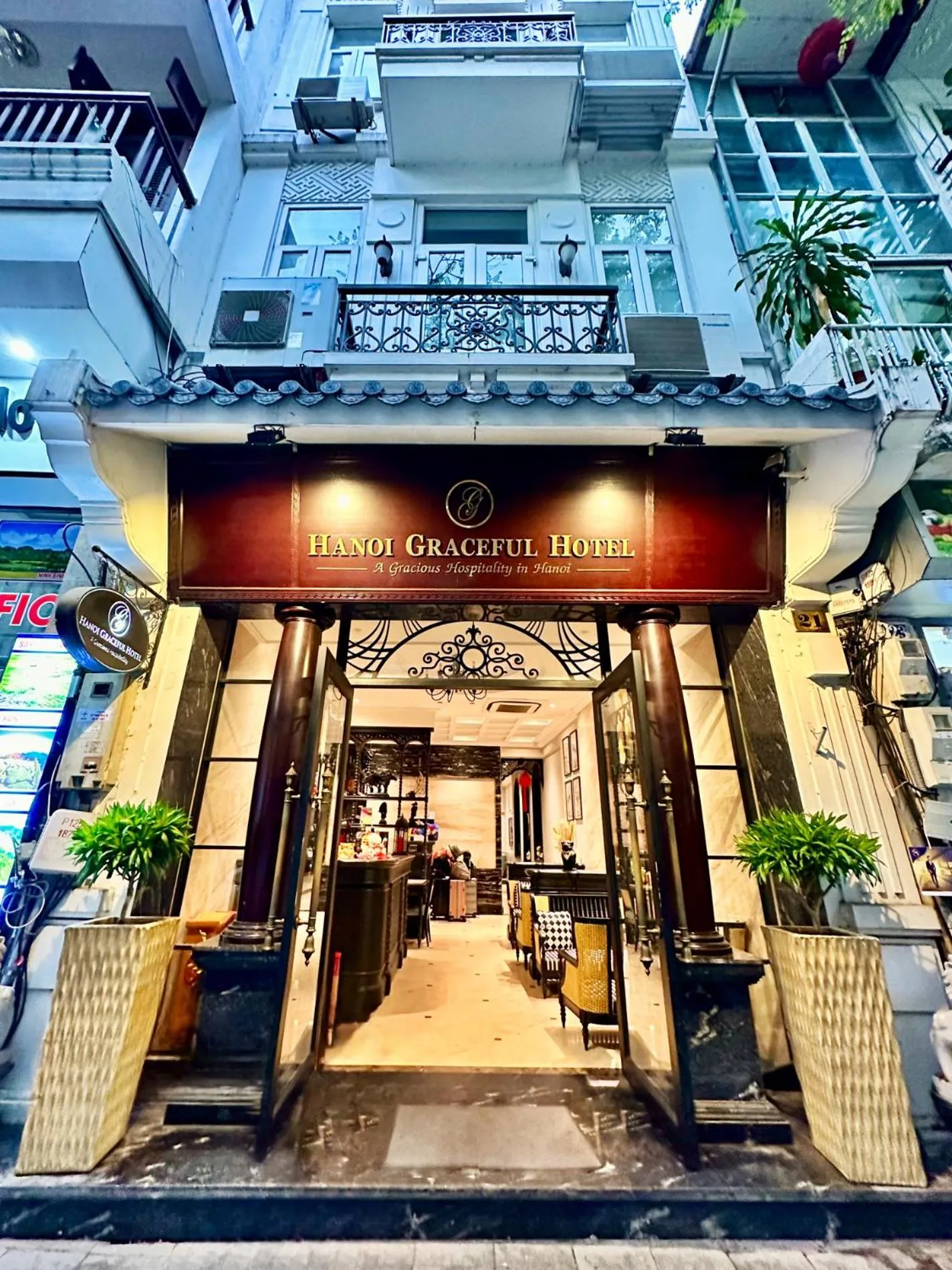 Property building in Hanoi Graceful Hotel and Travel