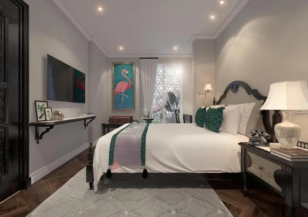 Deluxe Double or Twin Room with City View in Hanoi Graceful Hotel and Travel Deluxe Double or Twin Room with City View in Hanoi Graceful Hotel and Travel