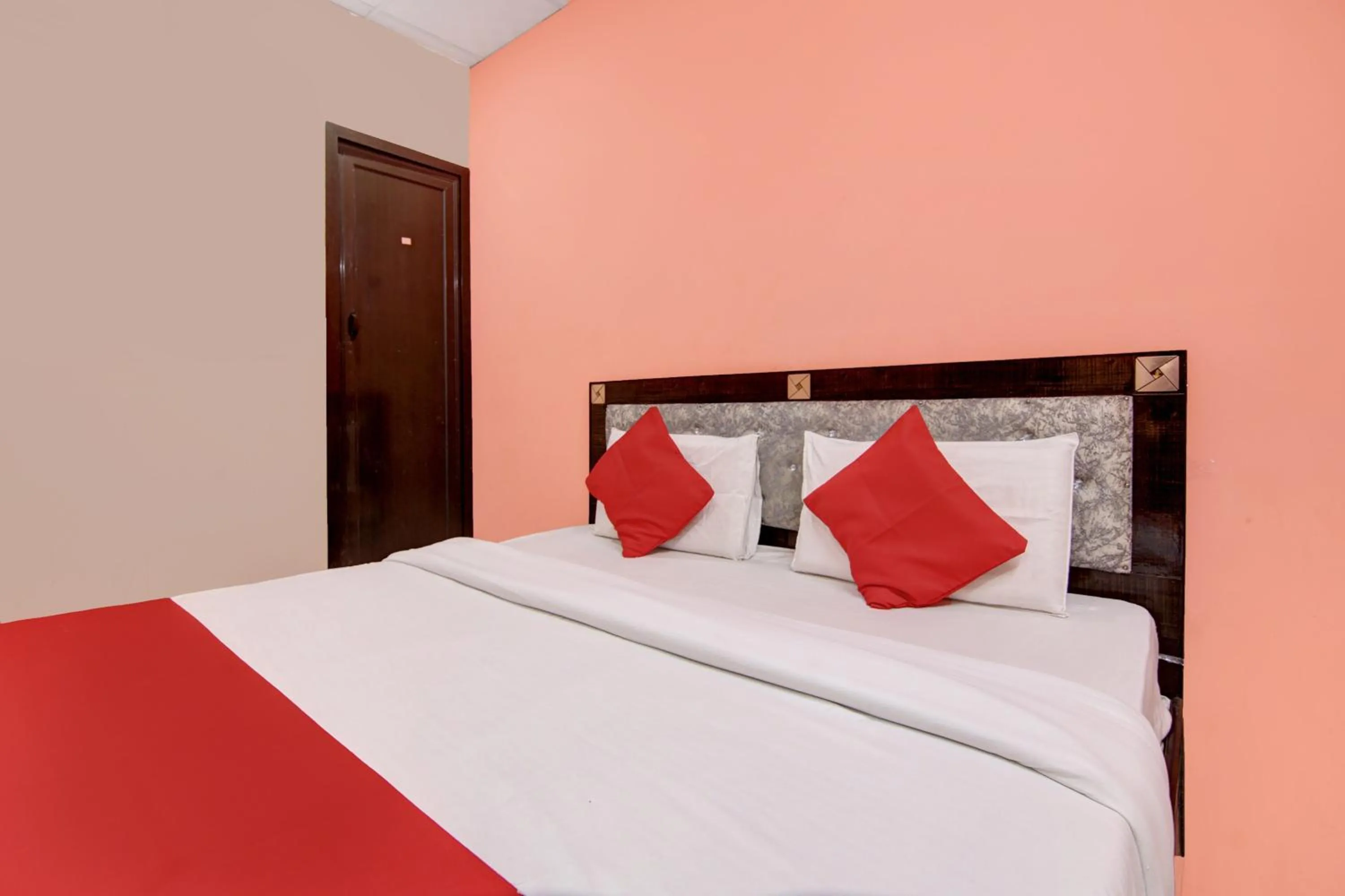 Super Hotel O Super Siddhartha Guest House