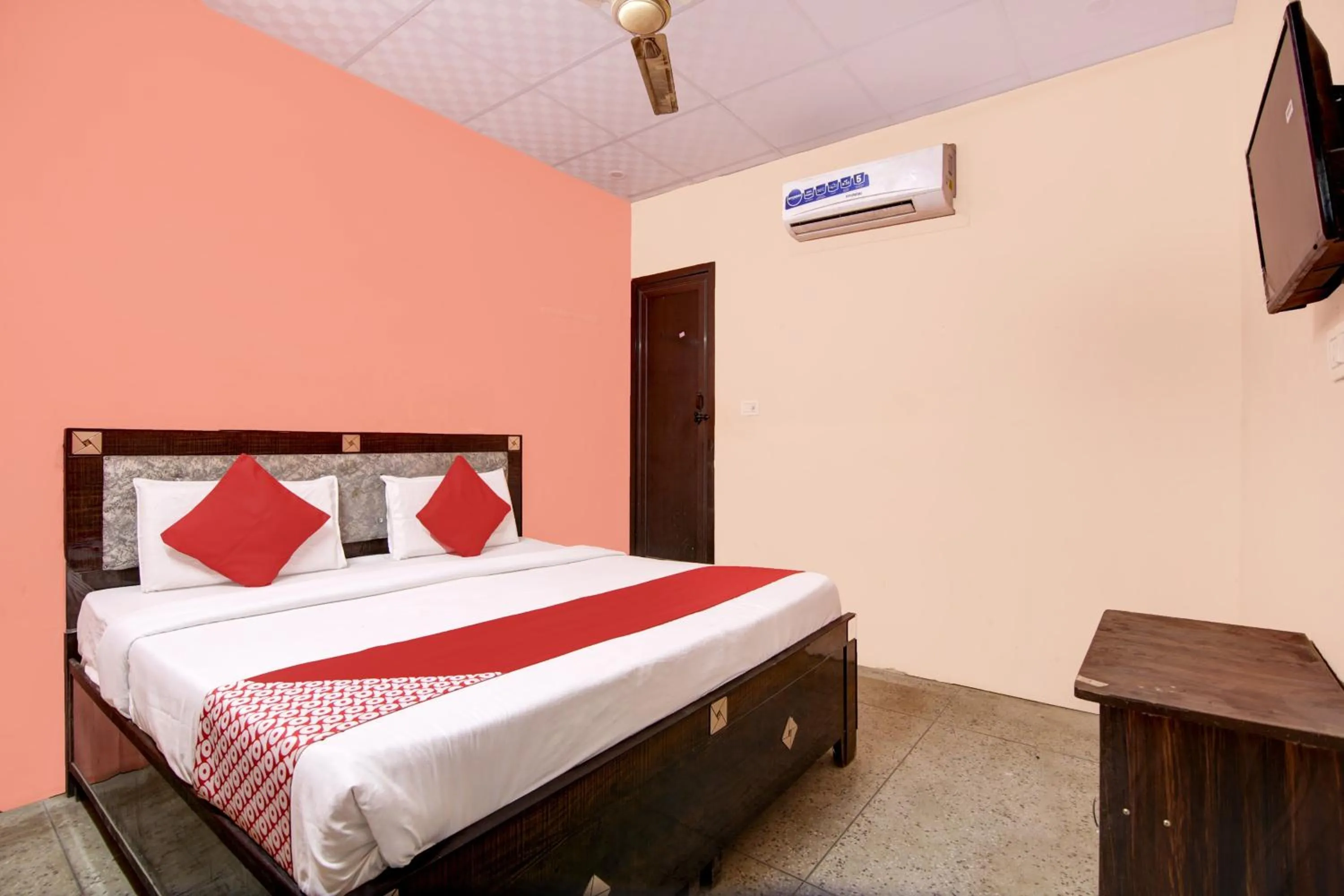 Super Hotel O Super Siddhartha Guest House