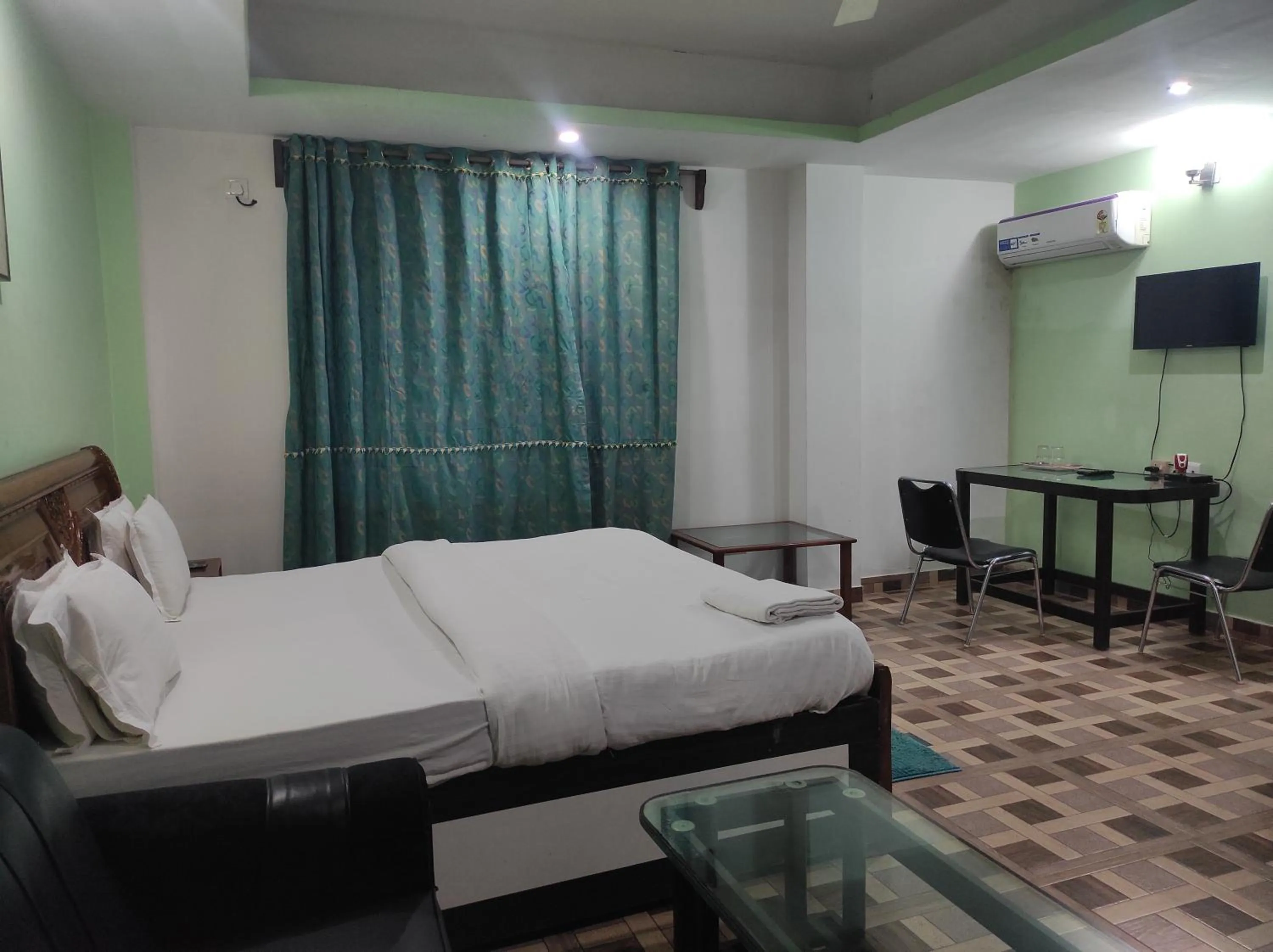 Bed in Hotel Sanjivani Heritage Top Best Budget Hotels in Dibrugarh, Assam