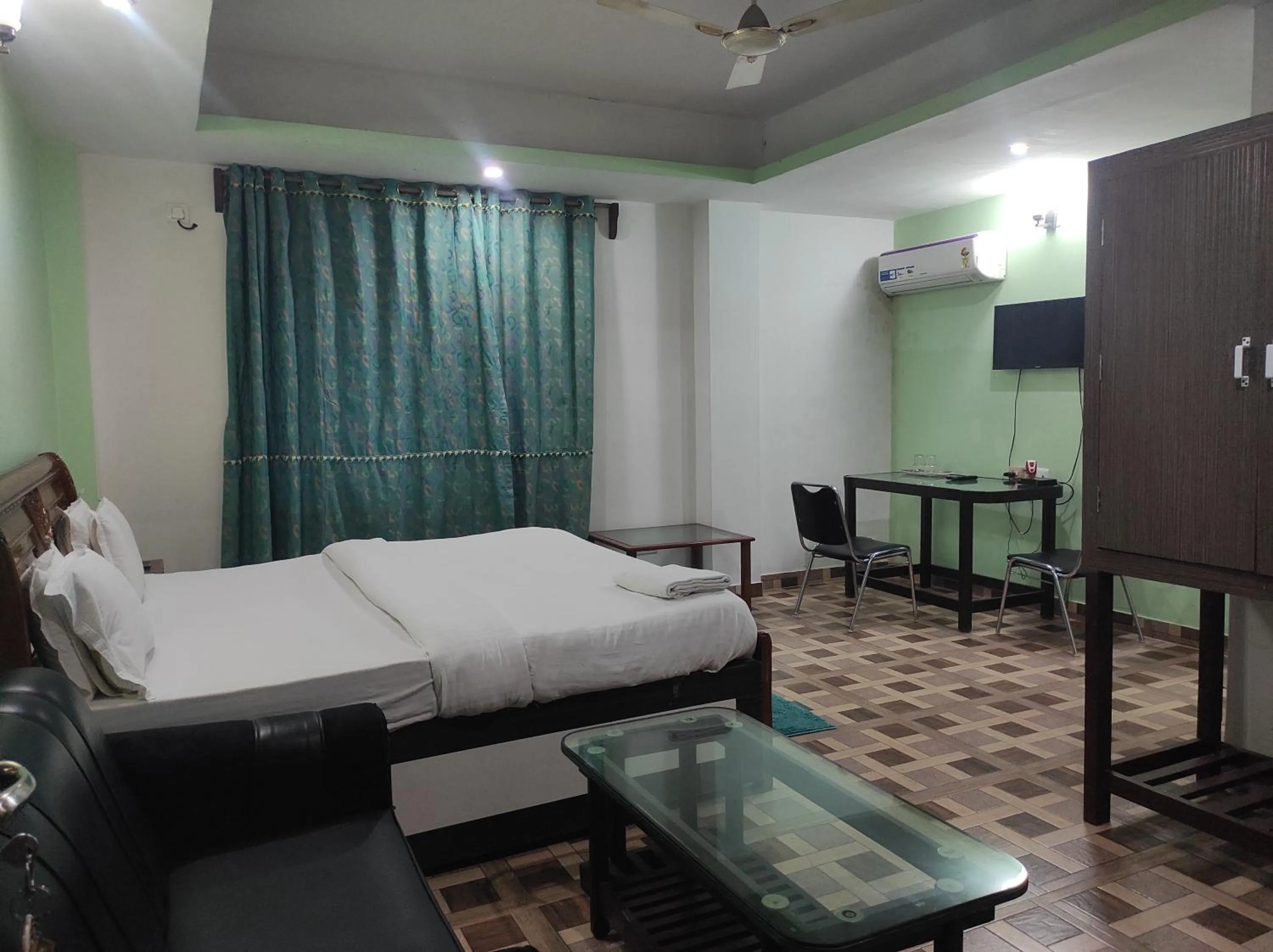 Bed in Hotel Sanjivani Heritage Top Best Budget Hotels in Dibrugarh, Assam