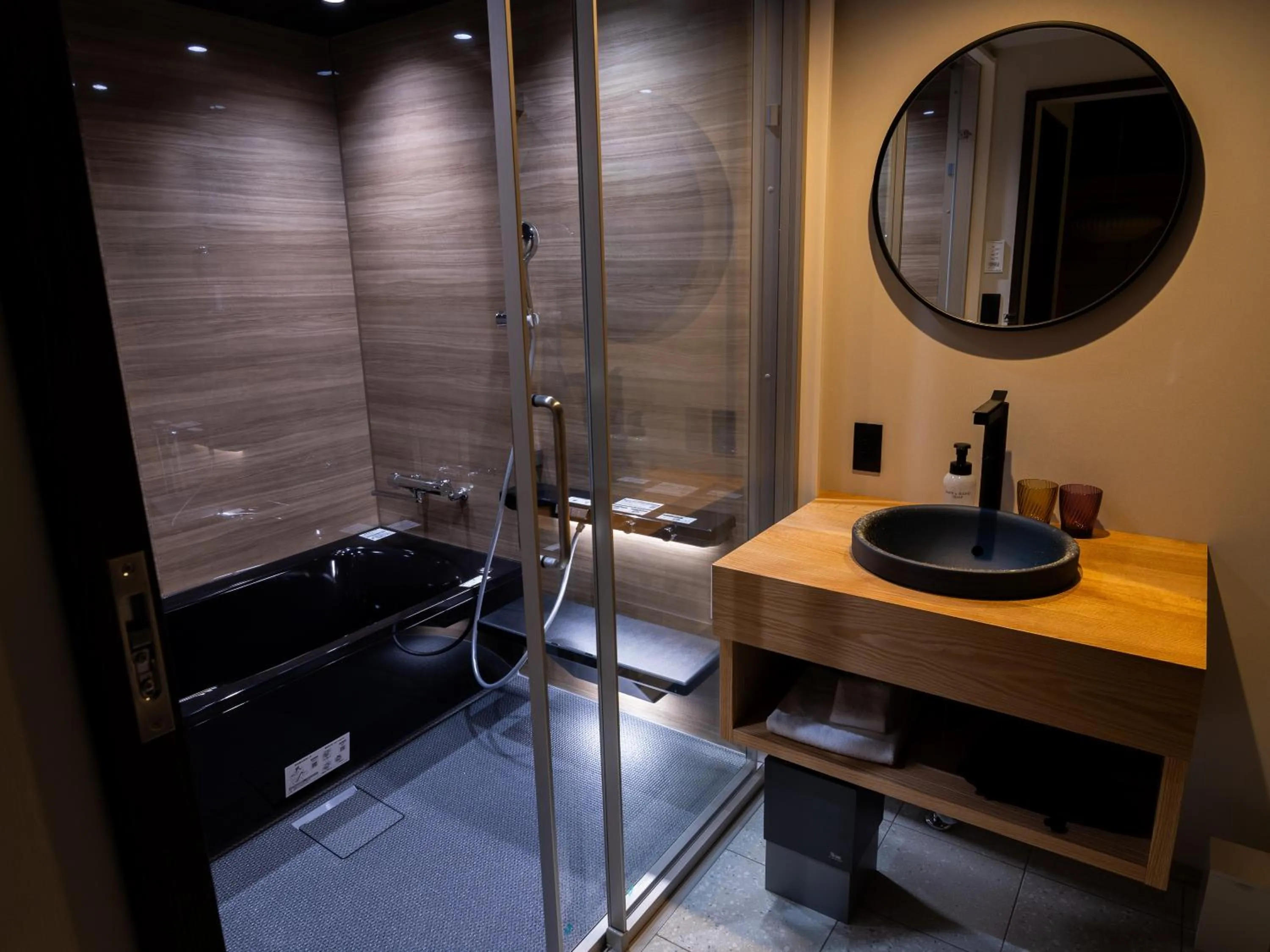 Bathroom in Auberge Homachi Mikuniminato