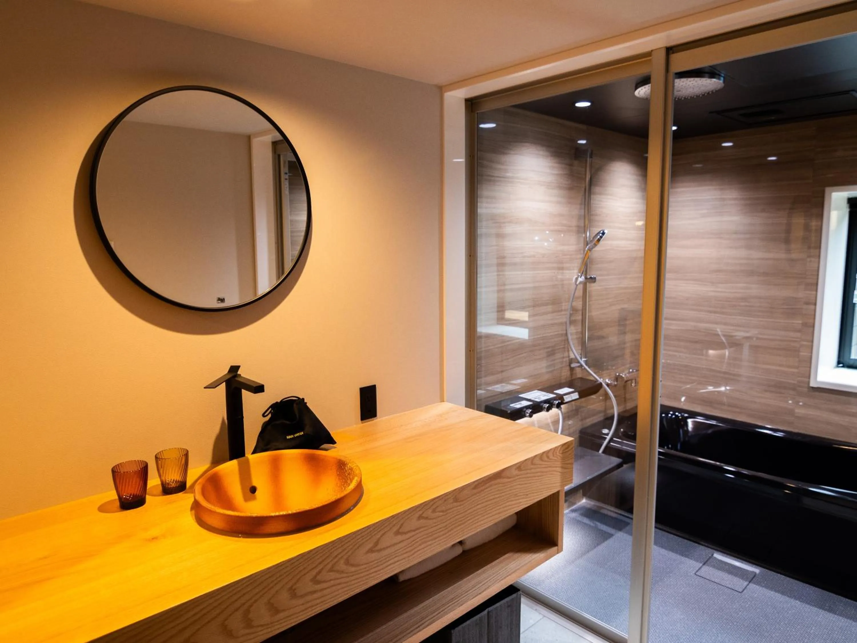 Bathroom in Auberge Homachi Mikuniminato