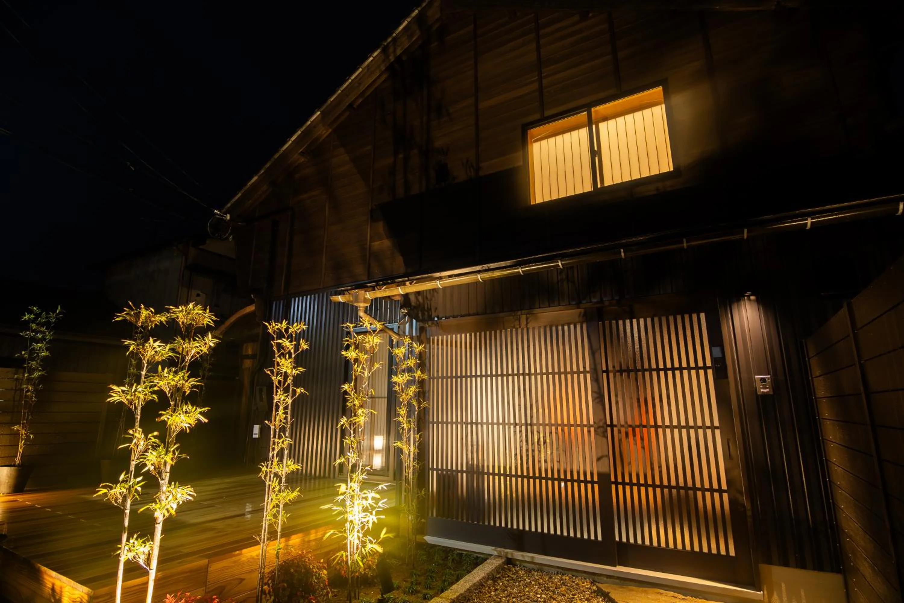 Property building in Auberge Homachi Mikuniminato