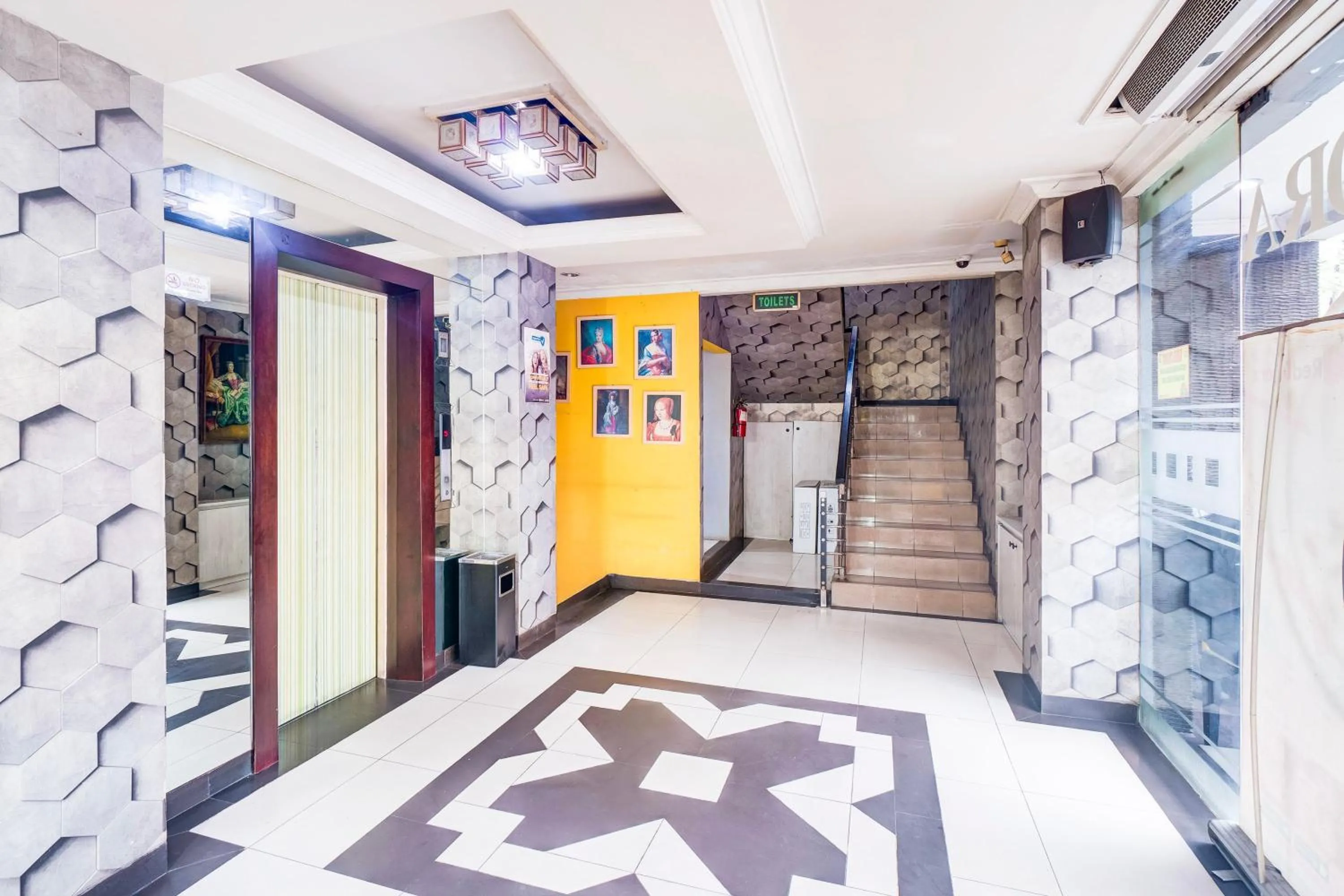 Lobby or reception in Collection O Mangga Besar Near Mangga Besar Station