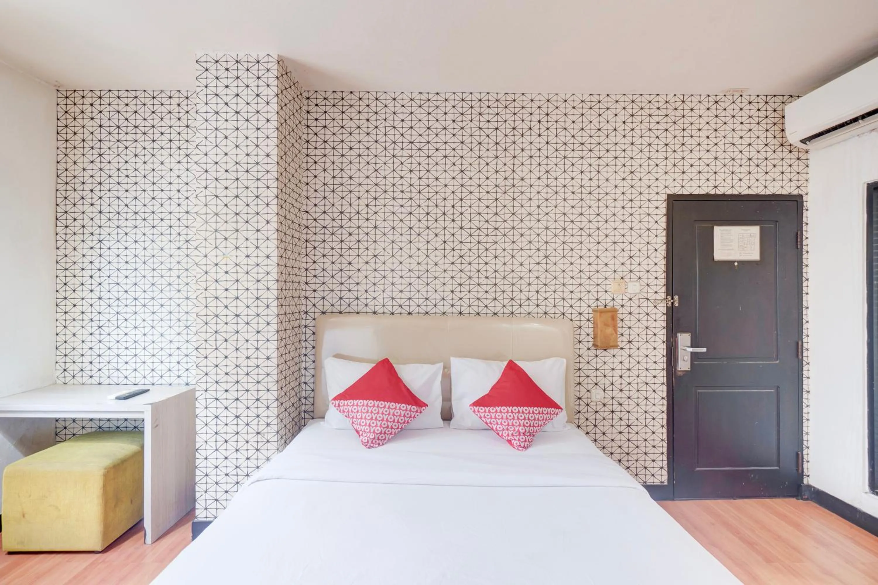 Bedroom, Bed in Collection O Mangga Besar Near Mangga Besar Station