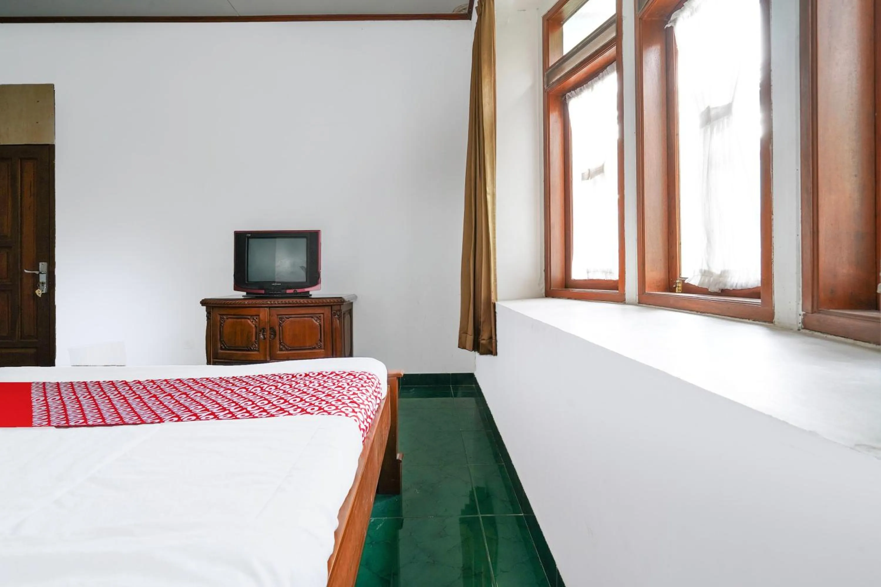 Bedroom, Bed in OYO 93248 Villa Syariah Astuti Lestari