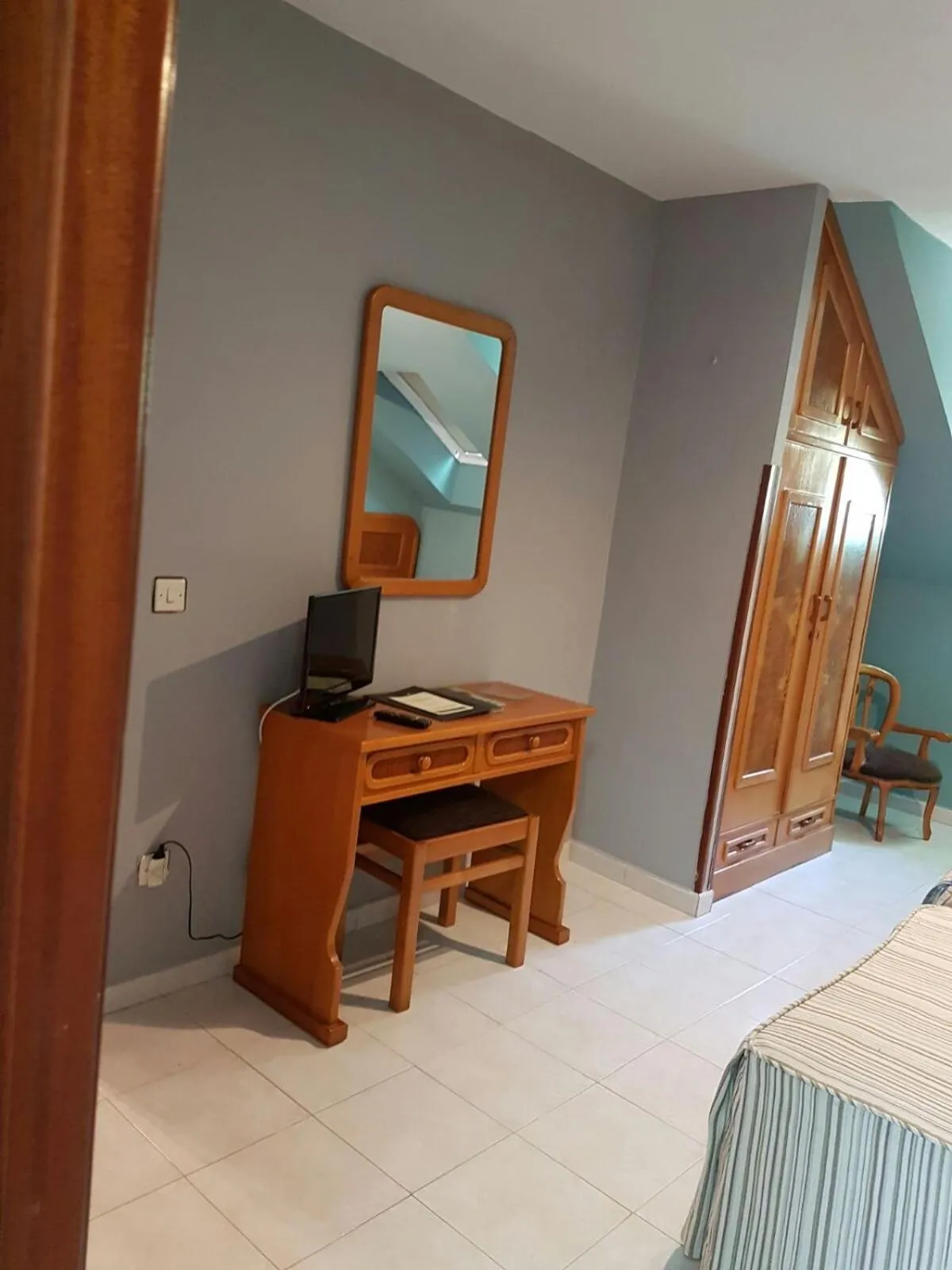 Photo of the whole room in Alojamiento Calzada Romana