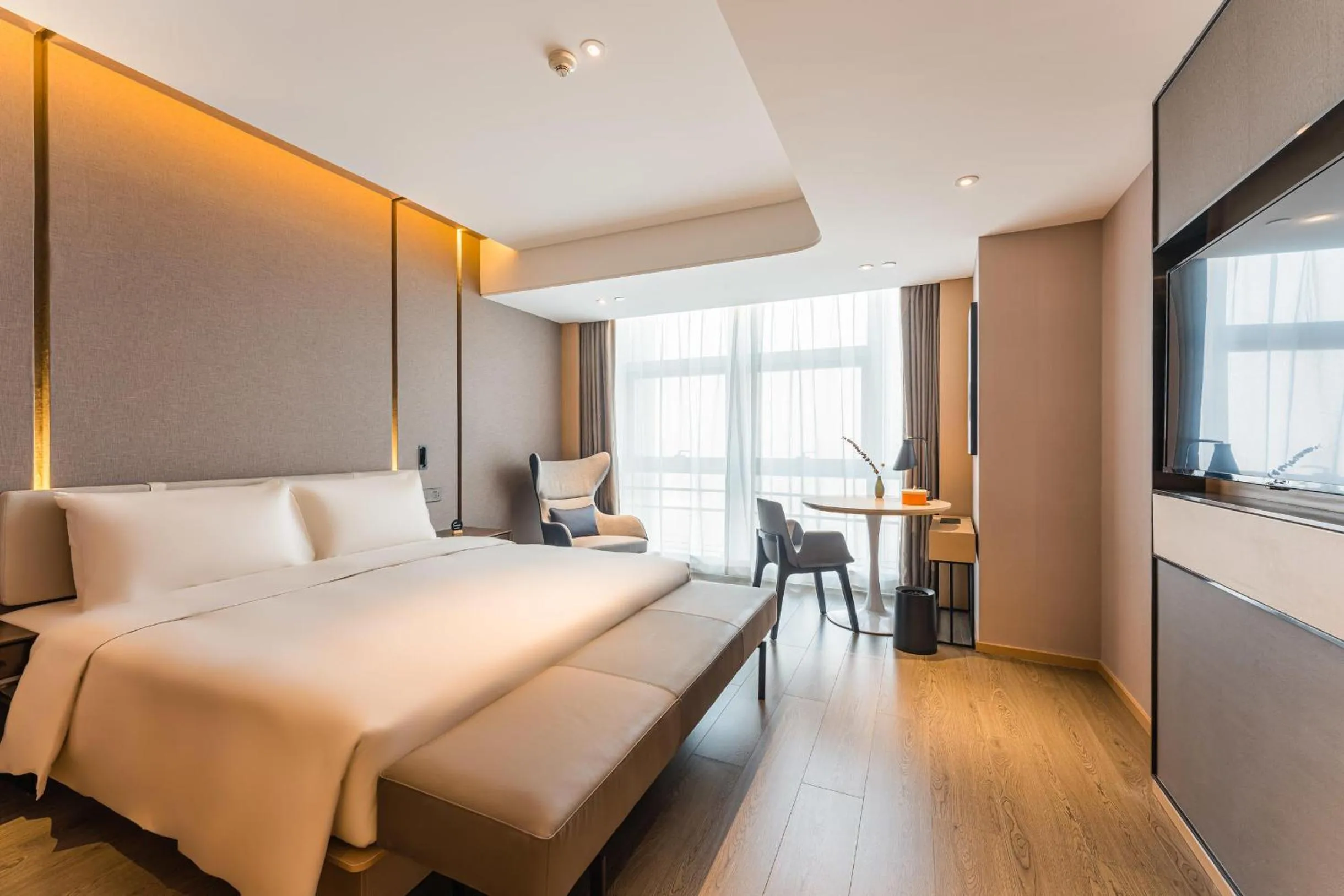 Atour Hotel Tianjin Binhai High Speed Railway Station