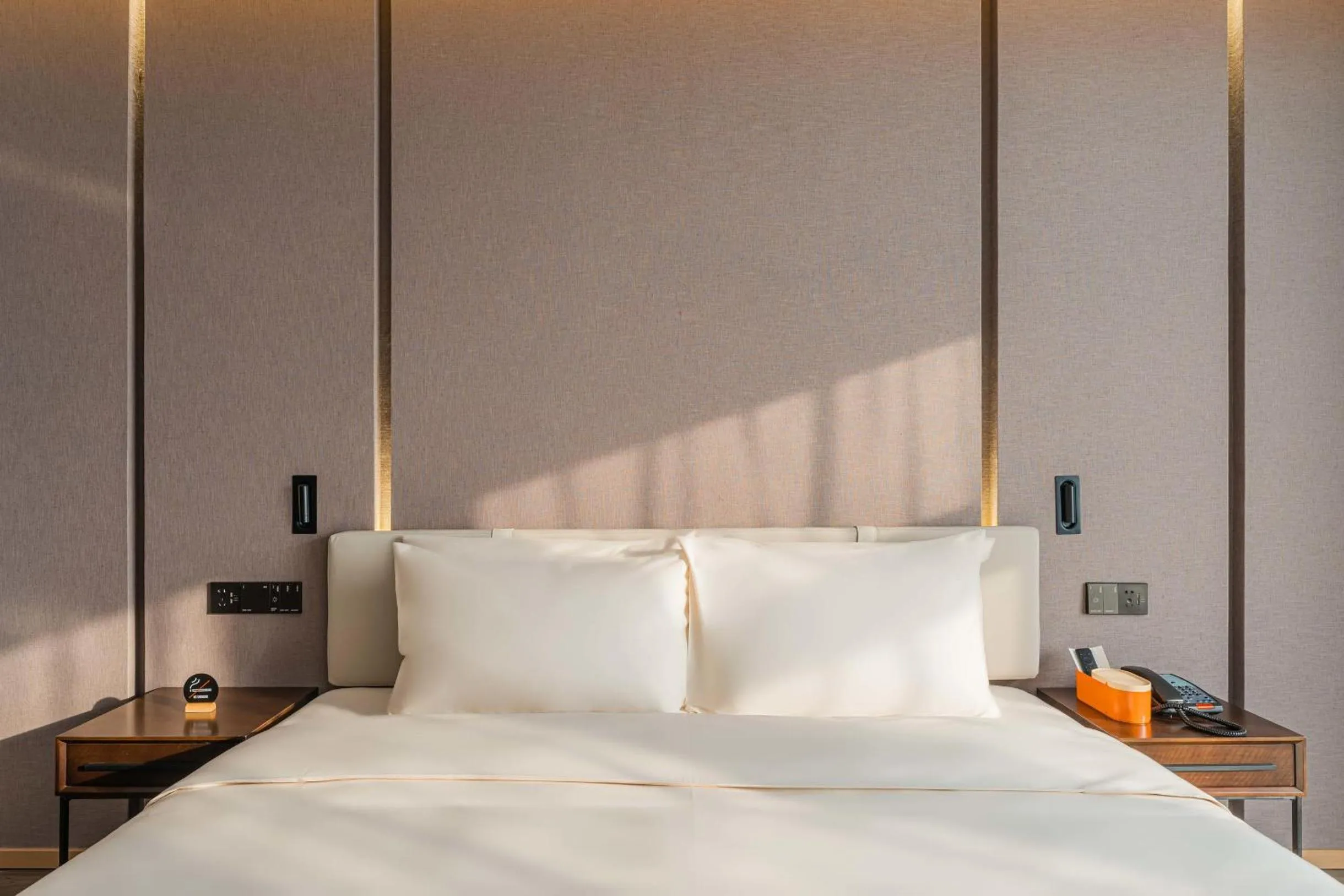 Atour Hotel Tianjin Binhai High Speed Railway Station