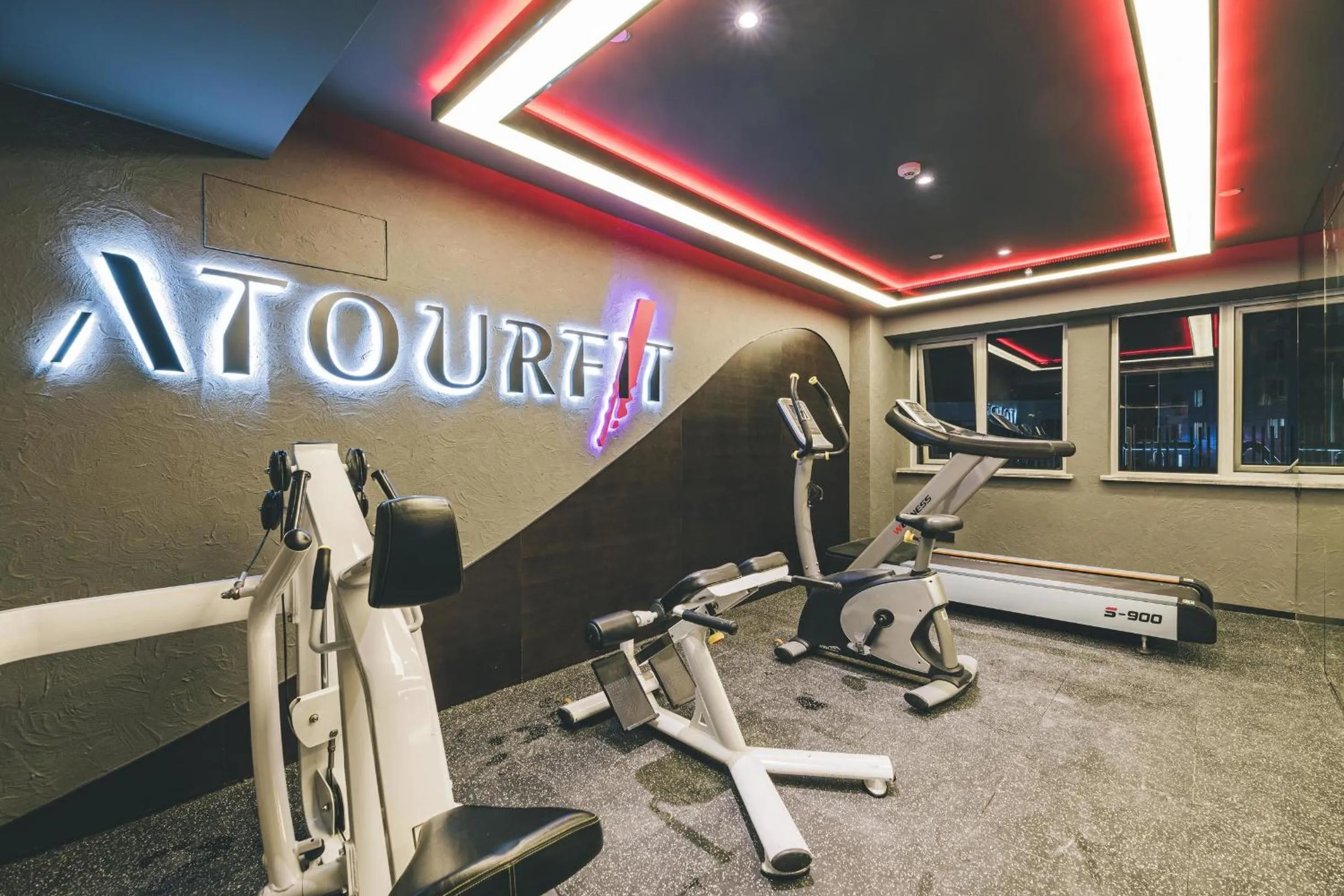 Fitness centre/facilities in Atour S Hotel Shanghai Xujiahui Tianyaoqiao