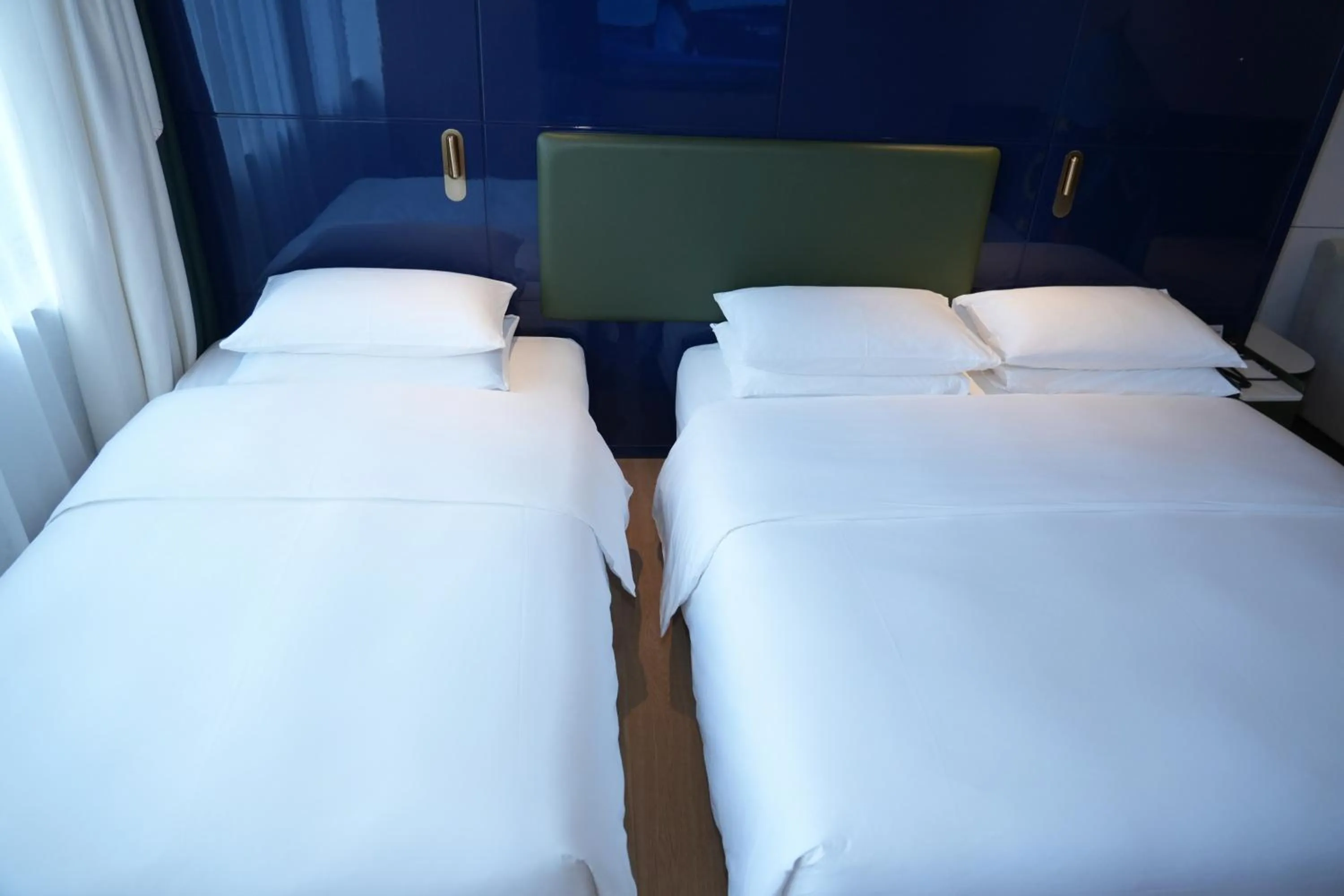 Photo of the whole room, Bed in Atour Hotel Shanghai City Center