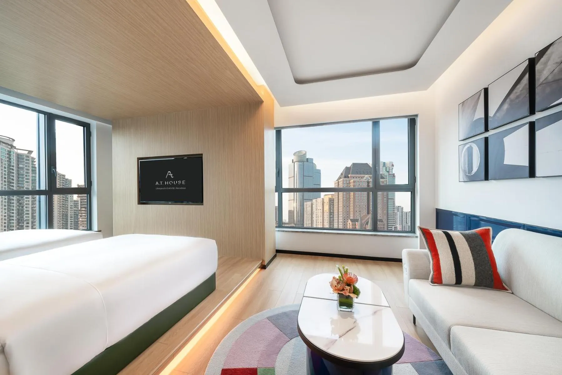 Bed in Atour Mansion Shanghai City Center-Free Laundry Service by butler-Free Night Snacks