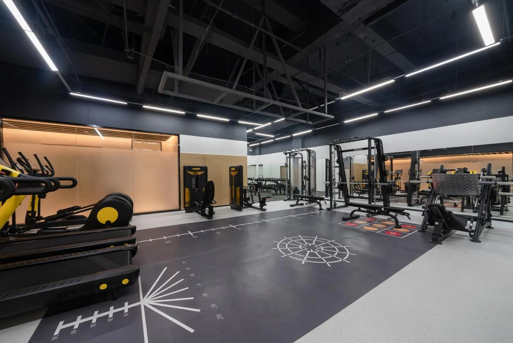 Fitness centre/facilities in Atour Mansion Shanghai City Center-Free Laundry Service by butler-Free Night Snacks