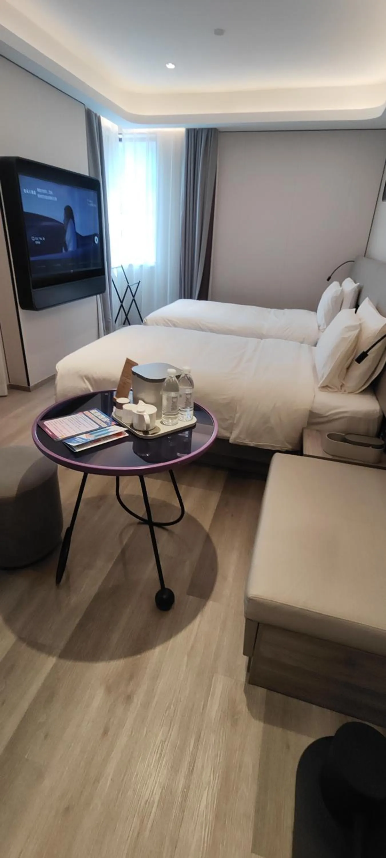 Bed in Atour Light Hotel Shanghai Xujiahui Jiaotong University