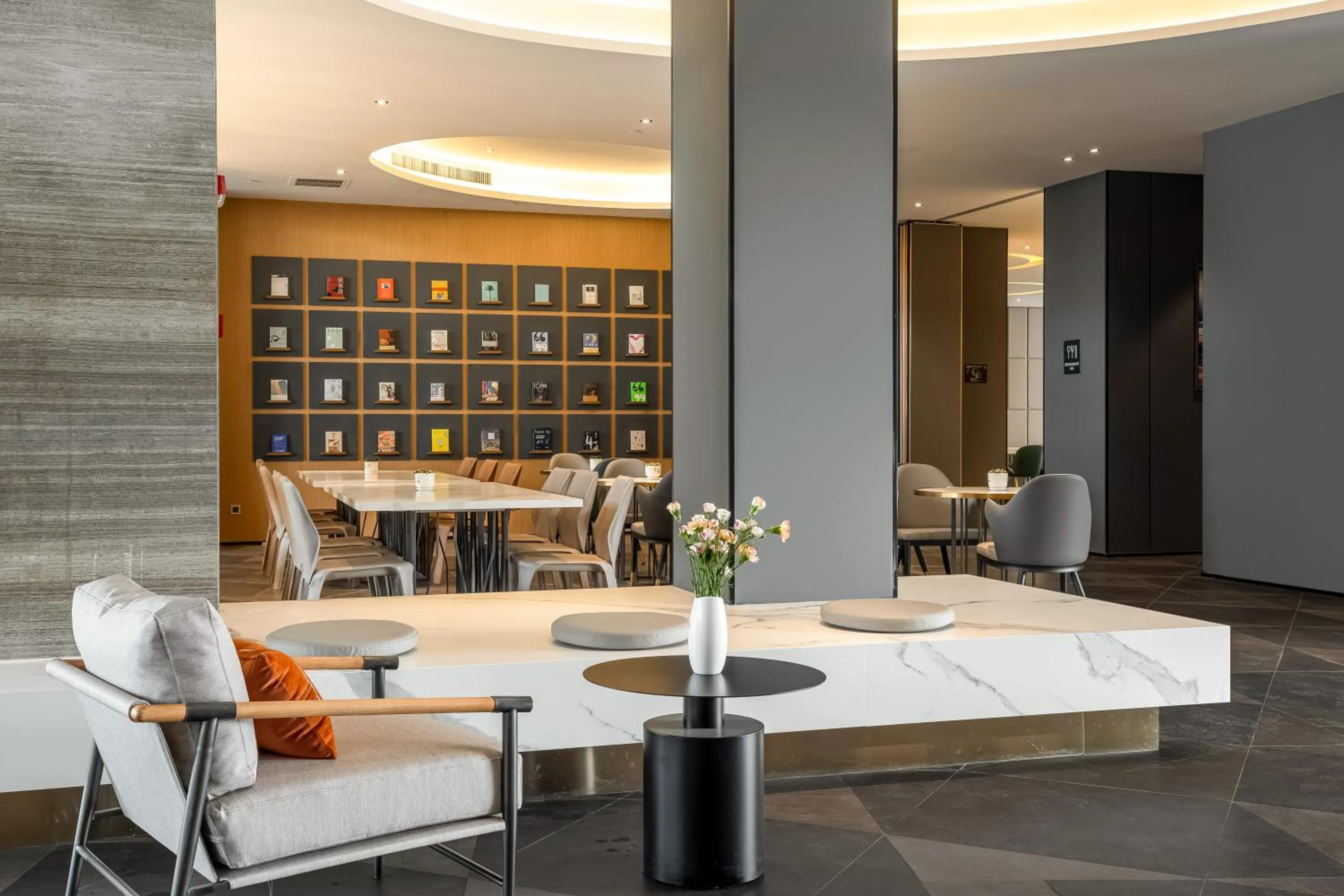 Lobby or reception in Atour X Hotel Shanghai International Tourism and Resort Safari Park