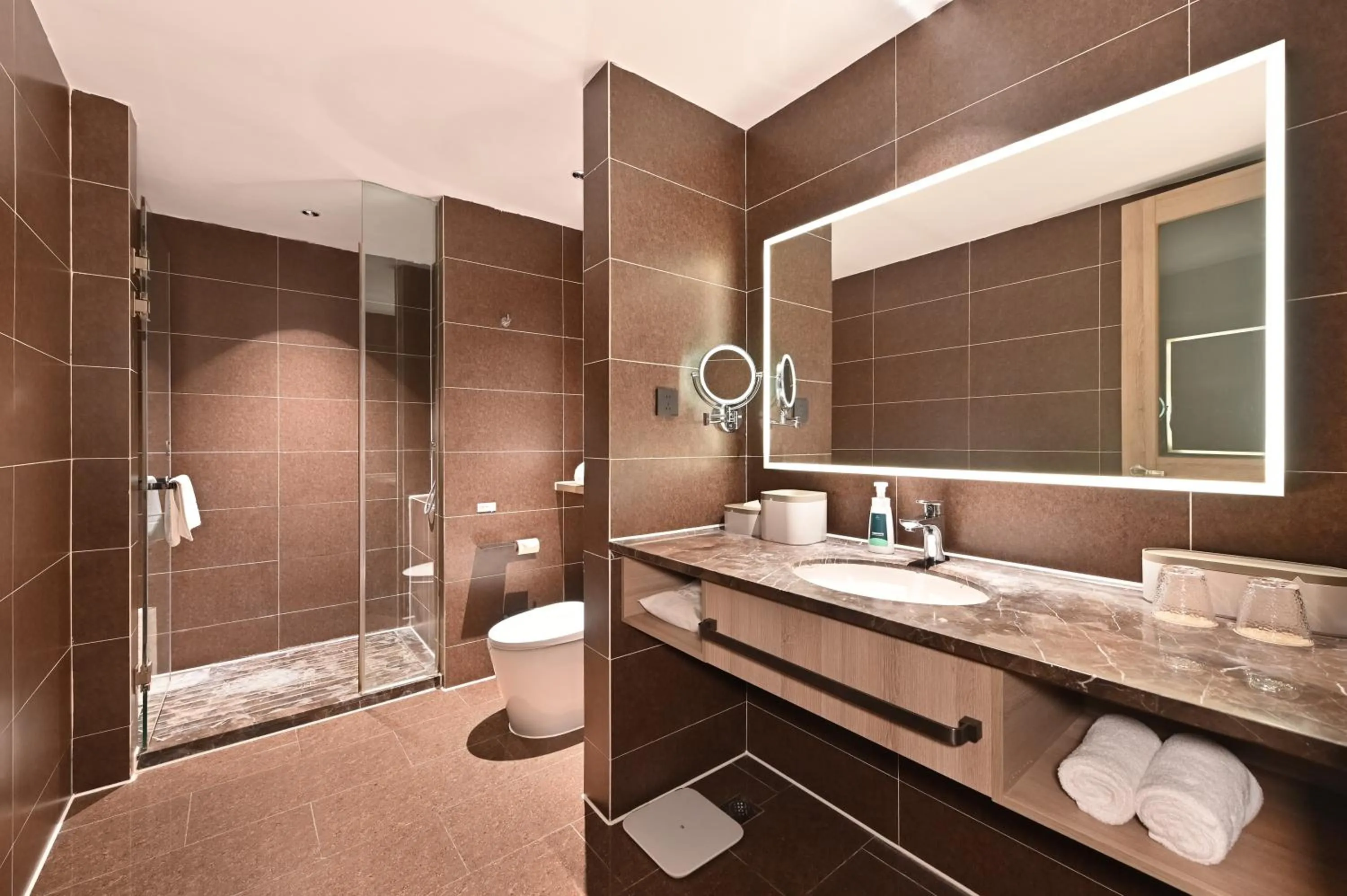 Atour Hotel Dalian Zhongshan Square