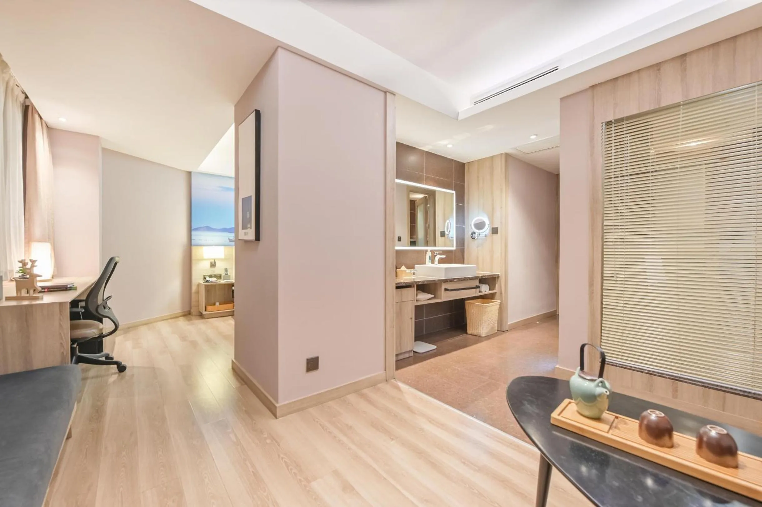 Atour Hotel Dalian Zhongshan Square