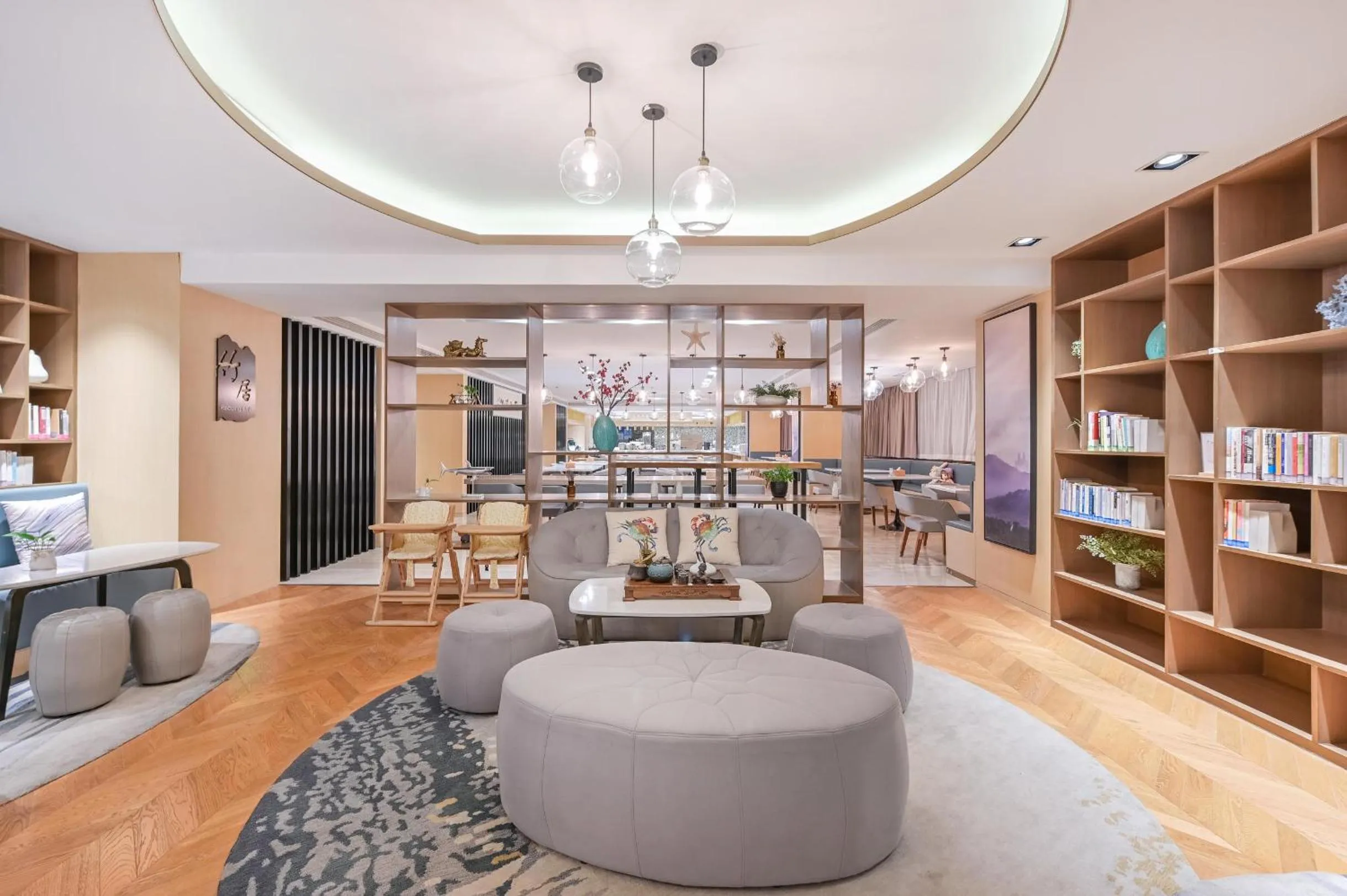 Atour Hotel Dalian Zhongshan Square