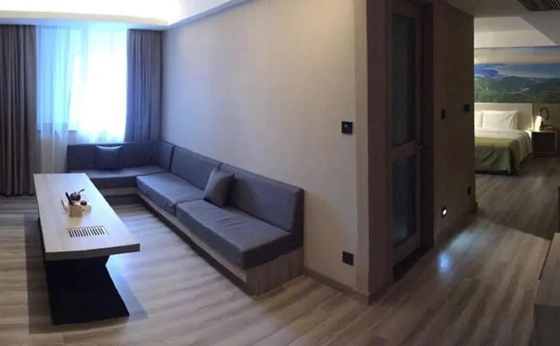 Bed in Atour Hotel Dalian Zhongshan Square